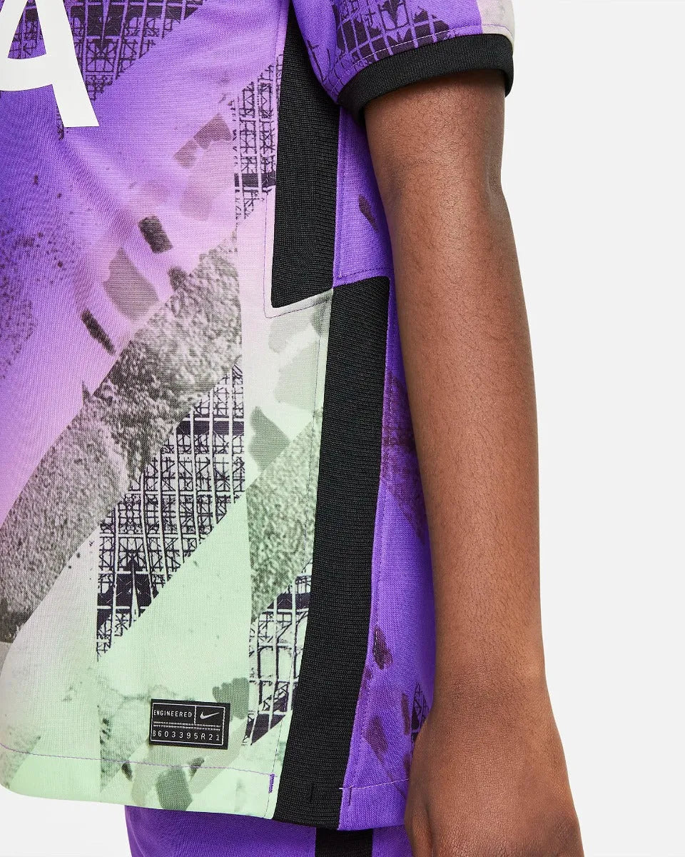 Nike 2021-22 Tottenham Youth Third Jersey - Wild Berry (Detail 3)