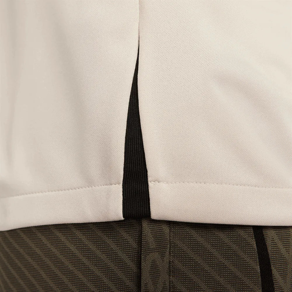 Nike 2023-24 Barcelona Men's DF Strike Top (Detail 5)