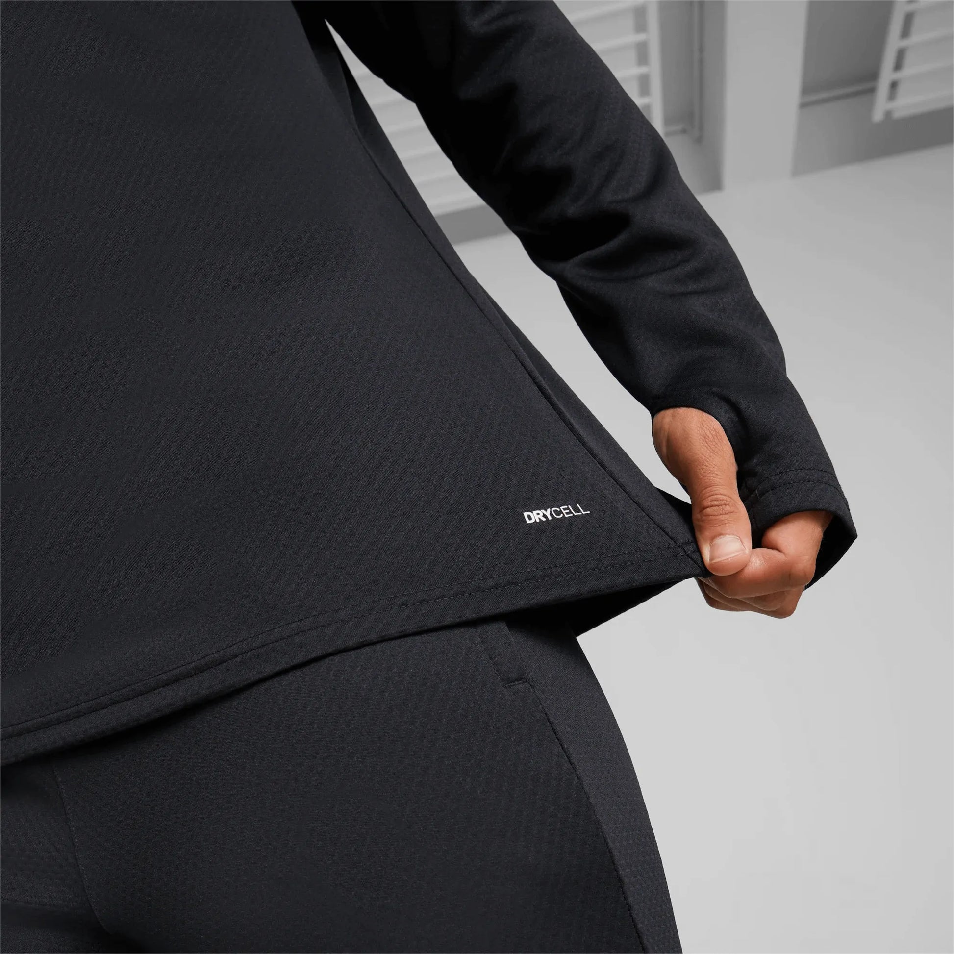Puma 2022-23 AC Milan Quarter Zip Training Top - Black-Red (Detail 2)