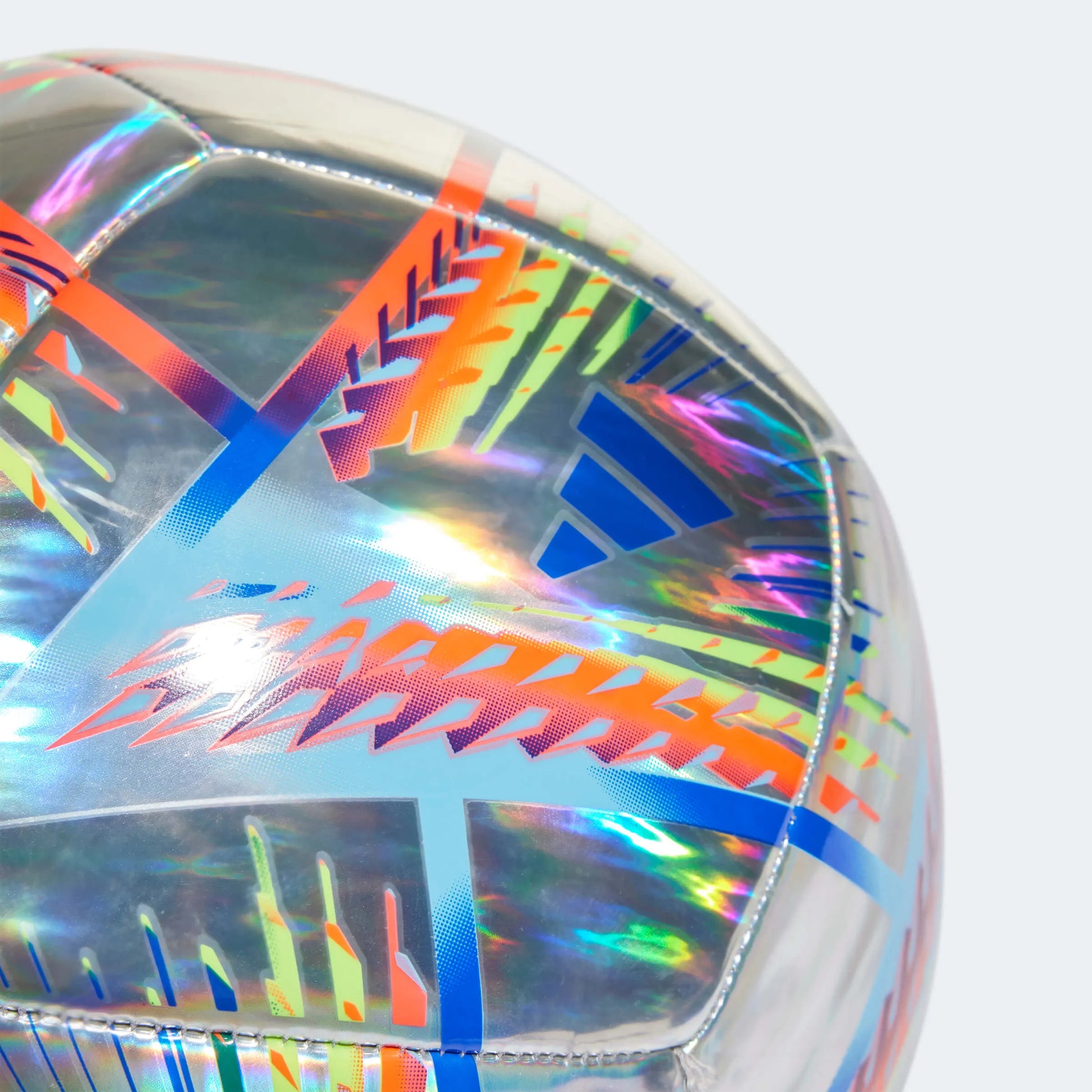 adidas Al Rihla Hologram Foil Training Ball (Detail 2)