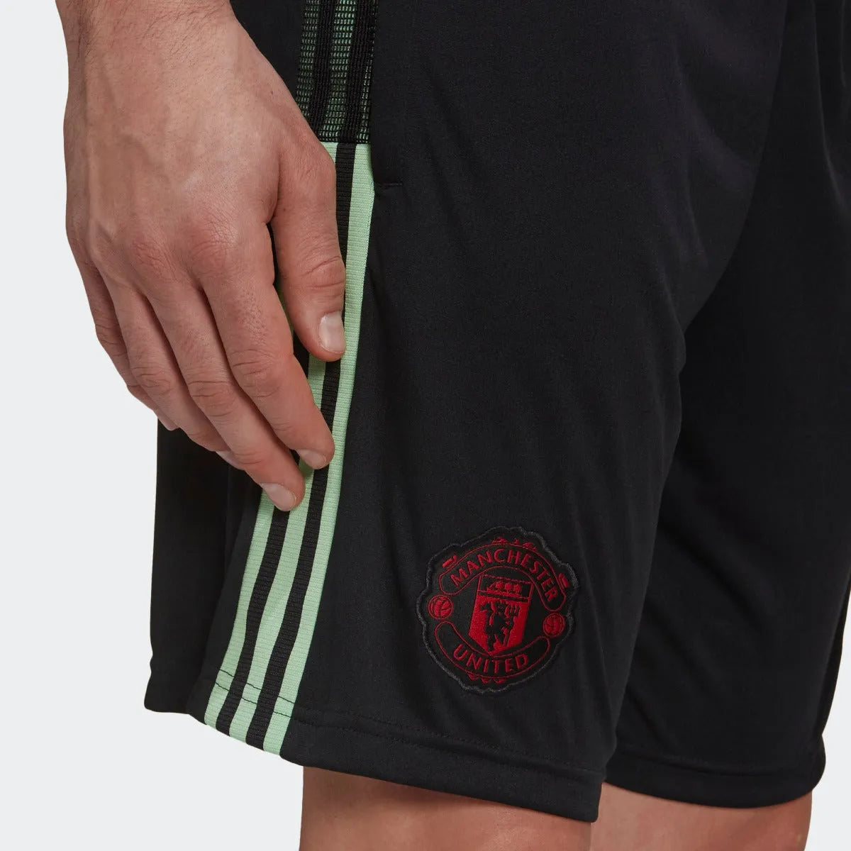 Adidas 2021 Manchester United Training Shorts - Black (Detail 1)