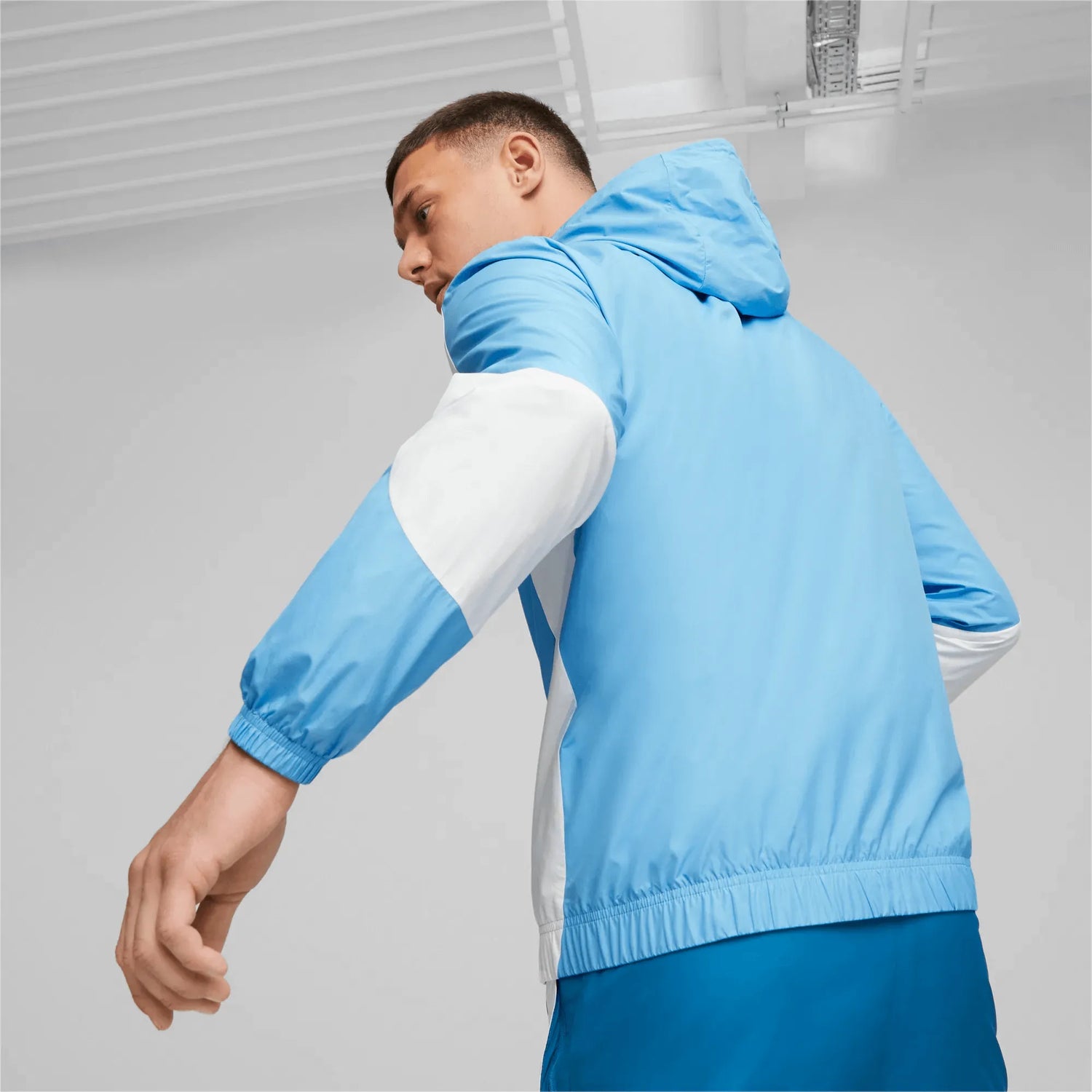 Puma 2023-24 Manchester City Men's Pre-Match Anthem Jacket (Model - Back)