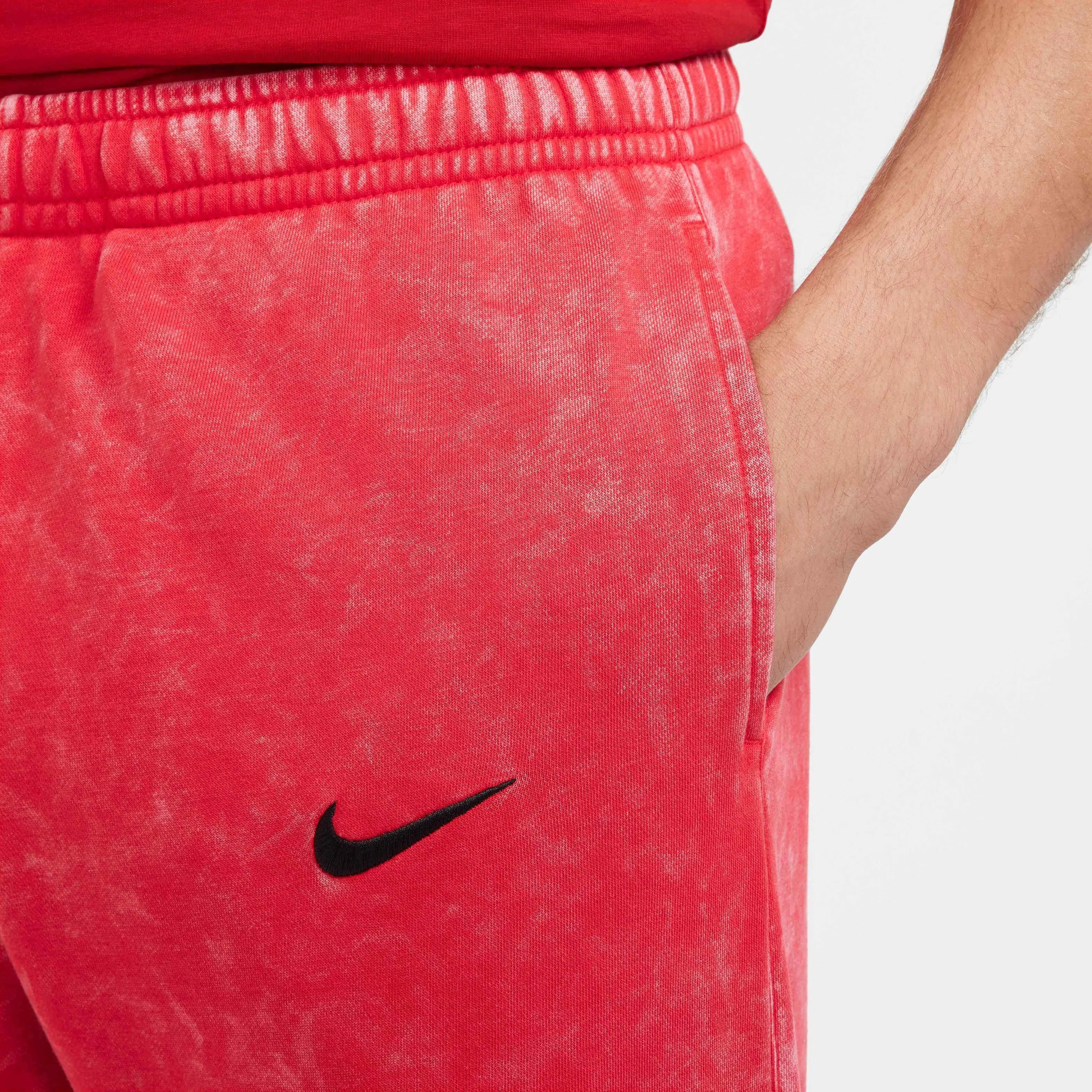 Nike 2024-25 Liverpool Men's Club Pants (Detail 2)