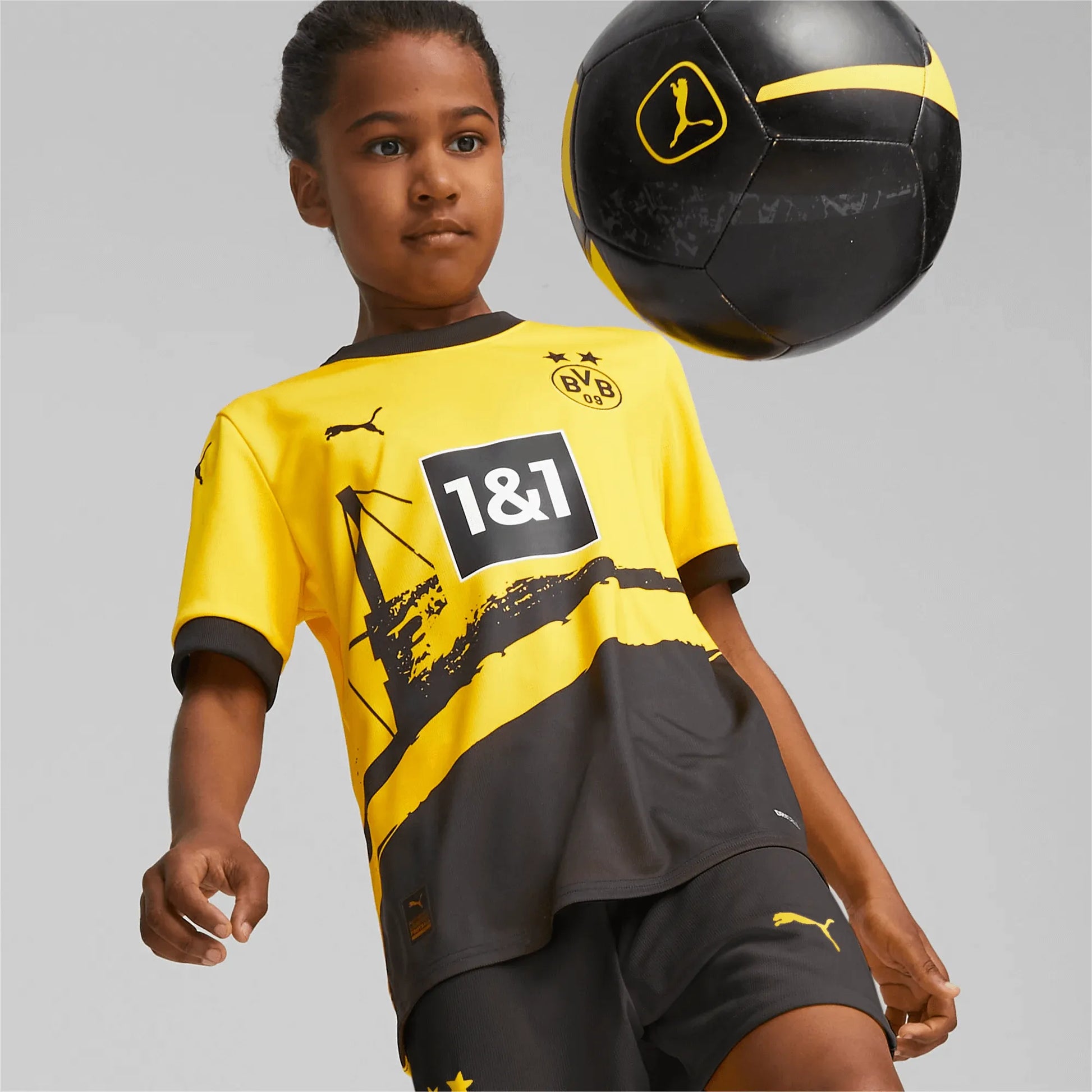 Puma 2023-24 Borussia Dortmund Youth Stadium Home Jersey (Model - Front)
