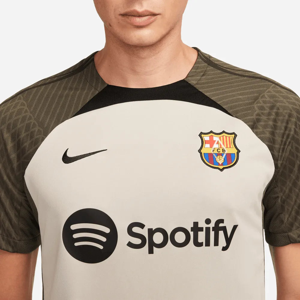 Nike 2023-24 Barcelona Men's DF Strike Top (Detail 1)