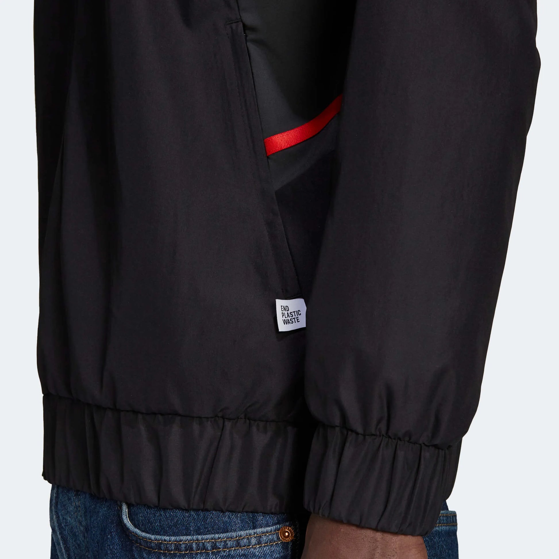 Adidas 2022-23 Manchester United Anthem Jacket - Black (Detail 2)