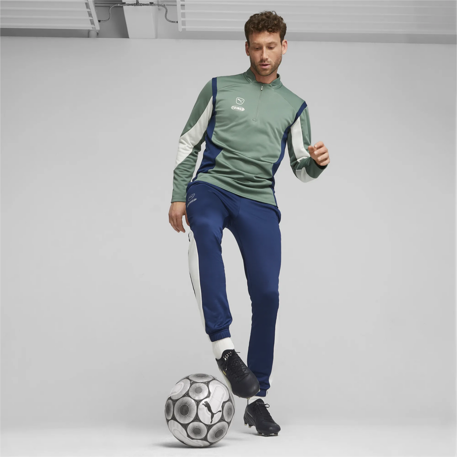 Puma King Ultimate AOF FG AG - Eclipse Pack (HO23) (Model 2)