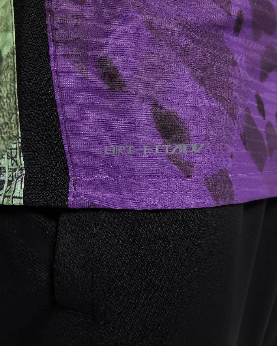 Nike 2021-22 Tottenham Third ADV Match Jersey - Wild Berry-Black-White (Detail 4)