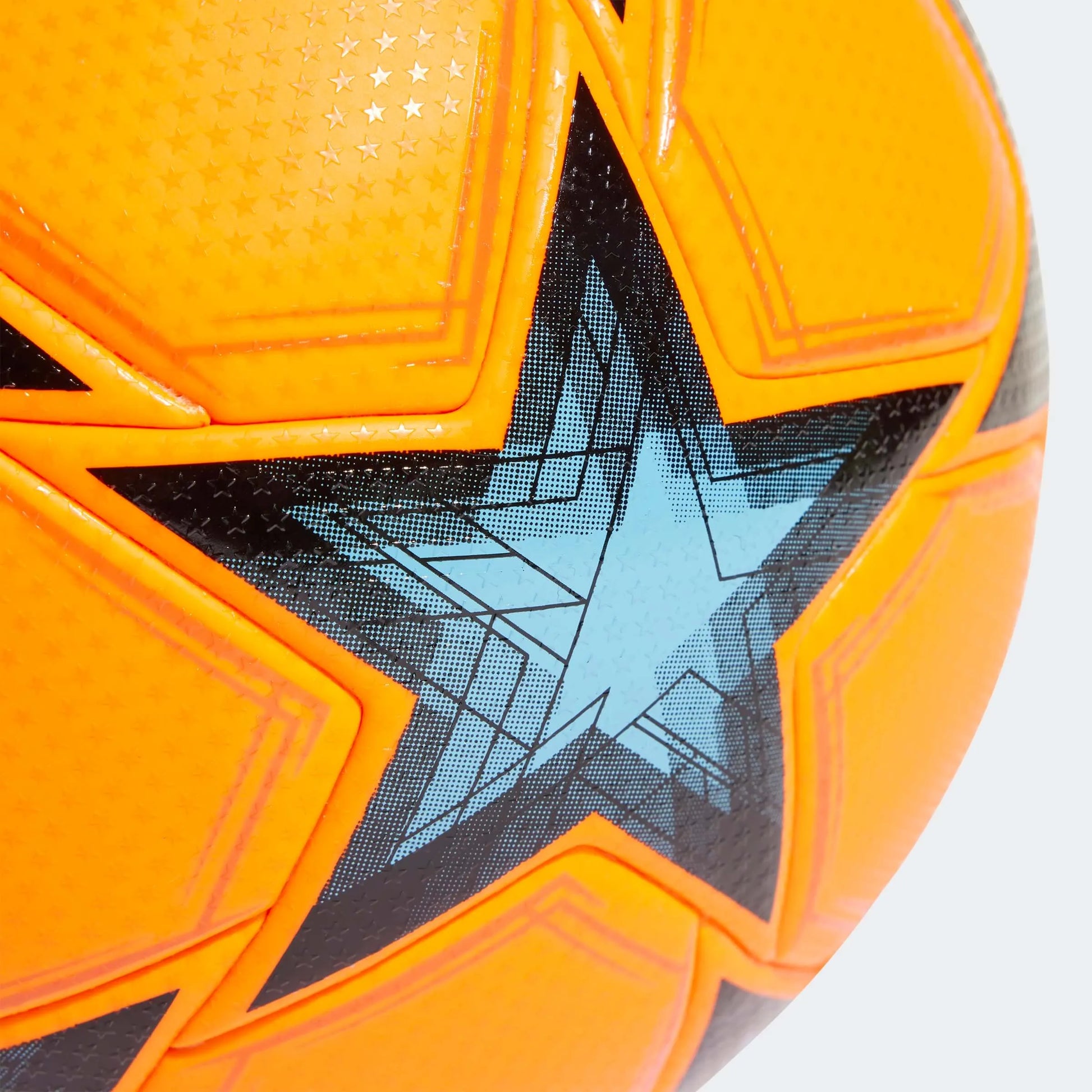 adidas UCL Pro Void Winter Ball (Detail 2)