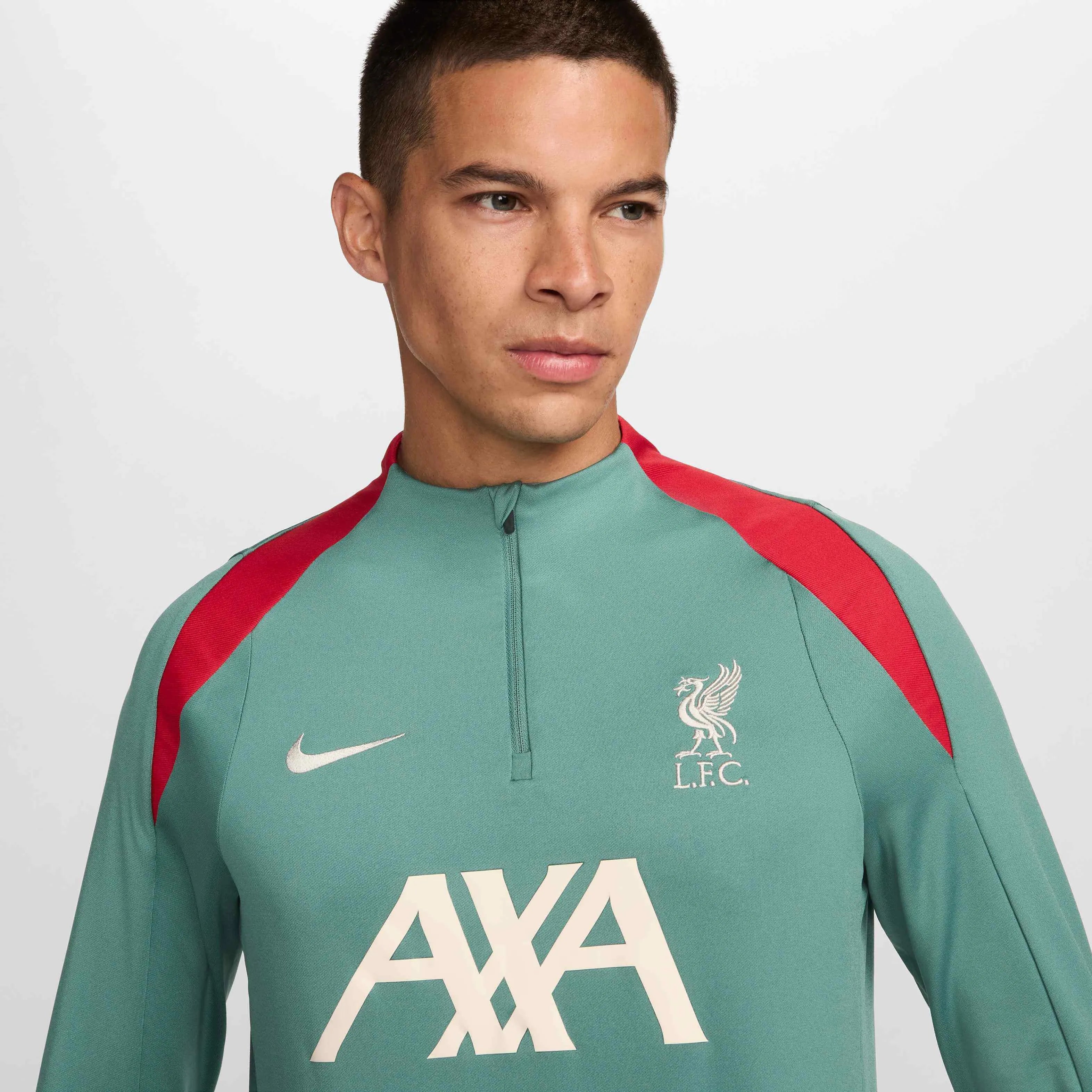 Nike 2024-25 Liverpool Men's Strike Drill Top (Detail 1)