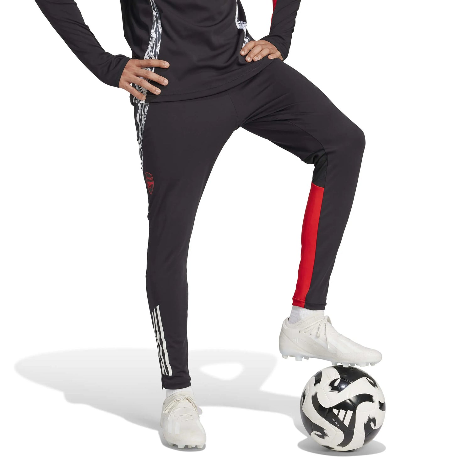 adidas 2024-25 Arsenal Men's EU Training Pants (Model - Front)