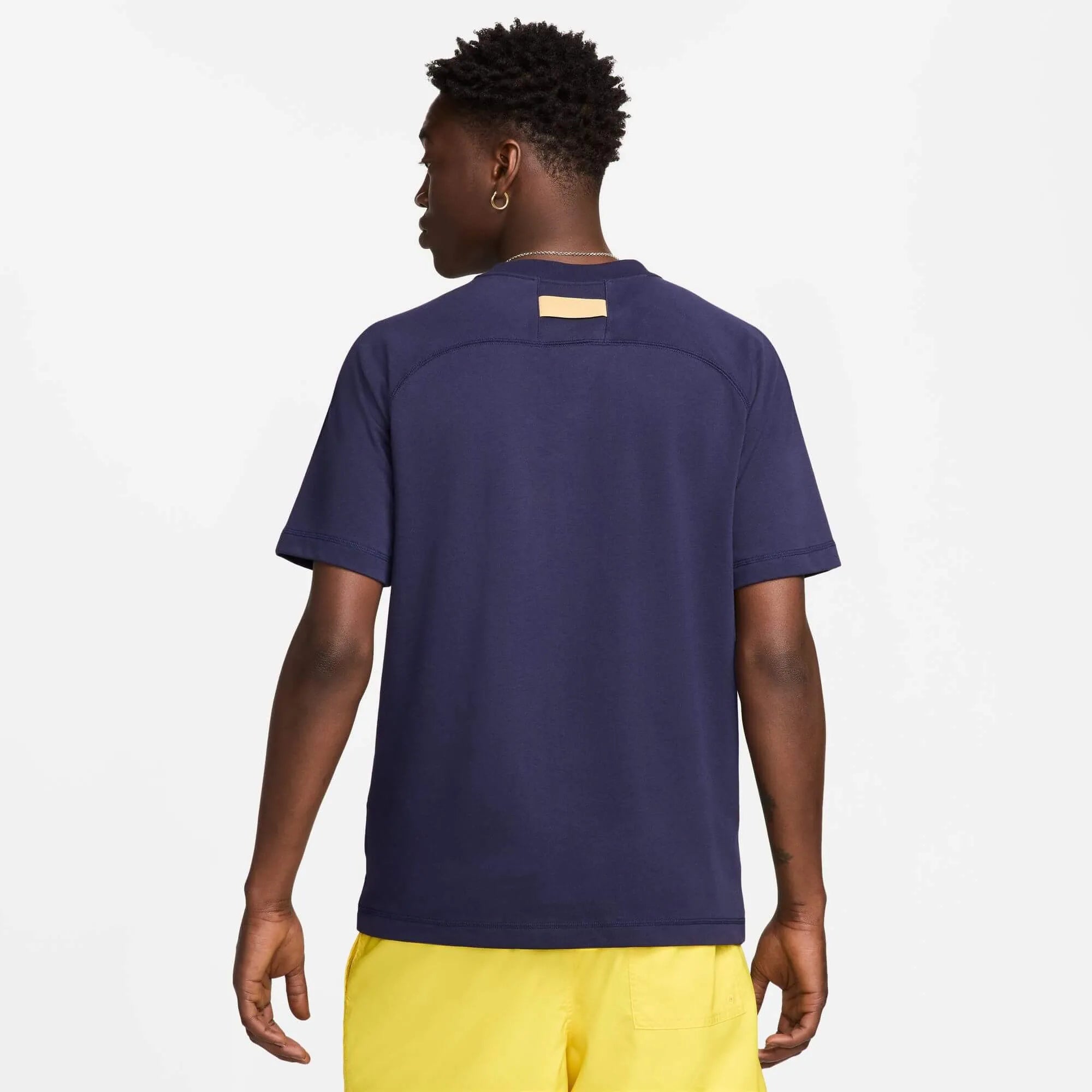 Nike 2024-25 France Men's Travel Top (Model - Back)