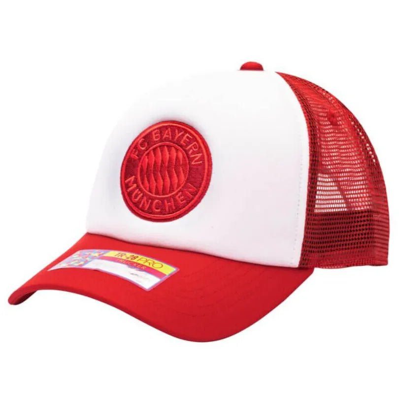 FI Collection Bayern Munich Club Ink Trucker Hat (Lateral - Side 1)