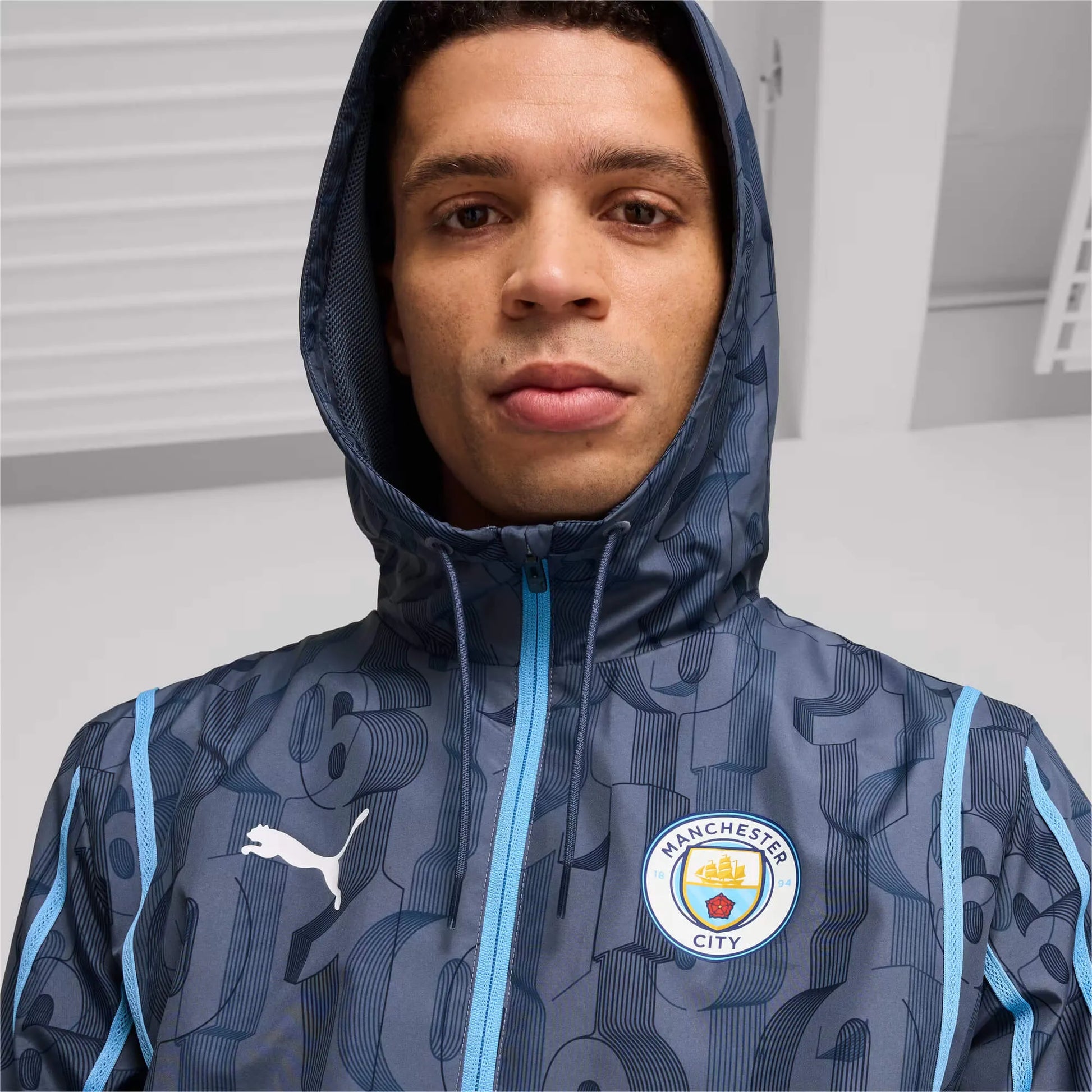 Puma 2024-25 Manchester City Men's Pre-Match Woven Jacket (Detail 1)