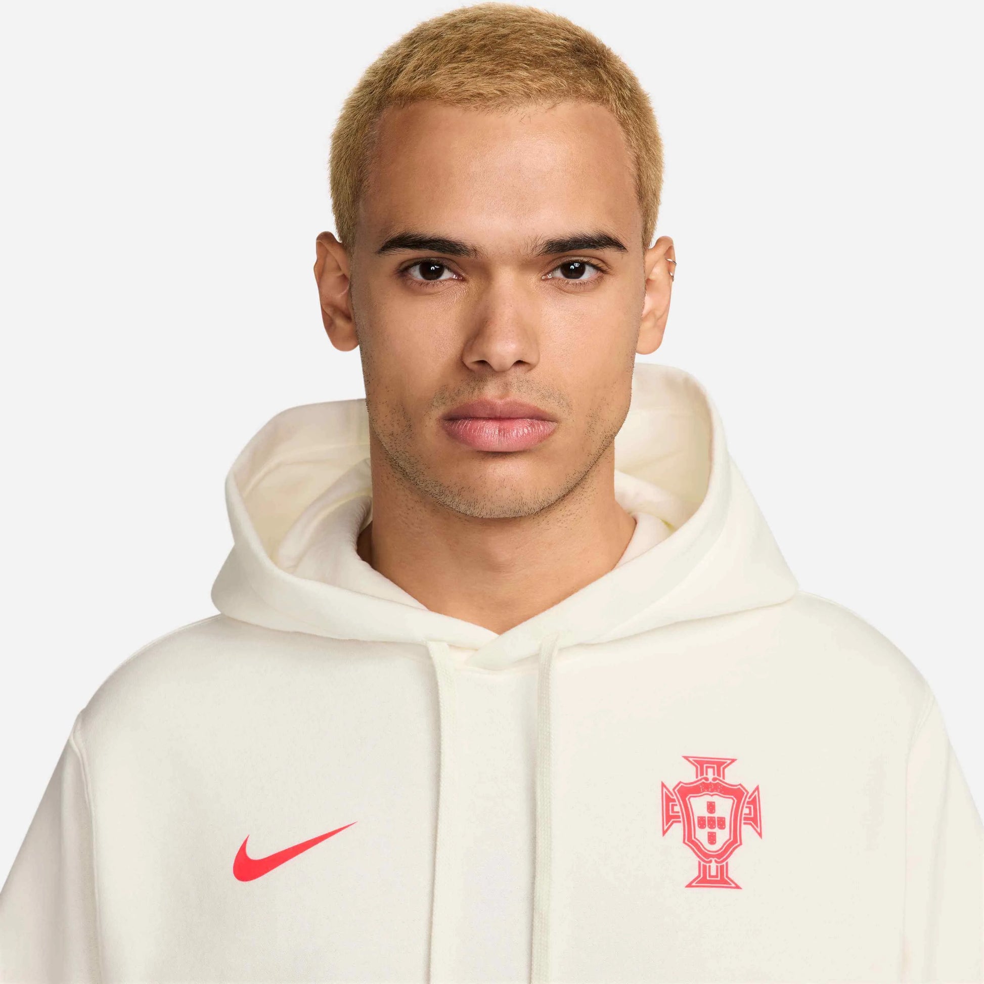 Nike 2024-25 Portugal Men's Fleece Pullover Hoodie (Detail 1)