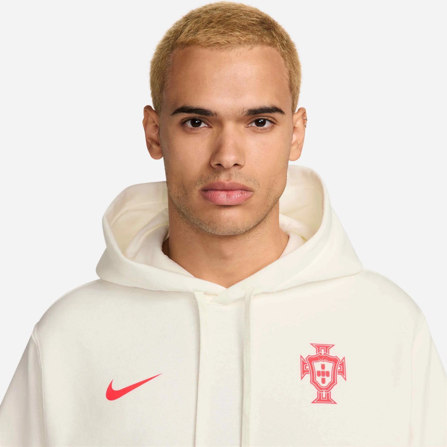 Nike 2024-25 Portugal Men's Fleece Pullover Hoodie (Detail 1)
