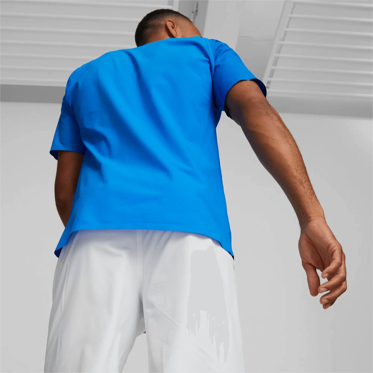 Puma 2022-23 Italy Authentic Home Jersey - Ignite Blue-Ultra Blue (Model - Back)