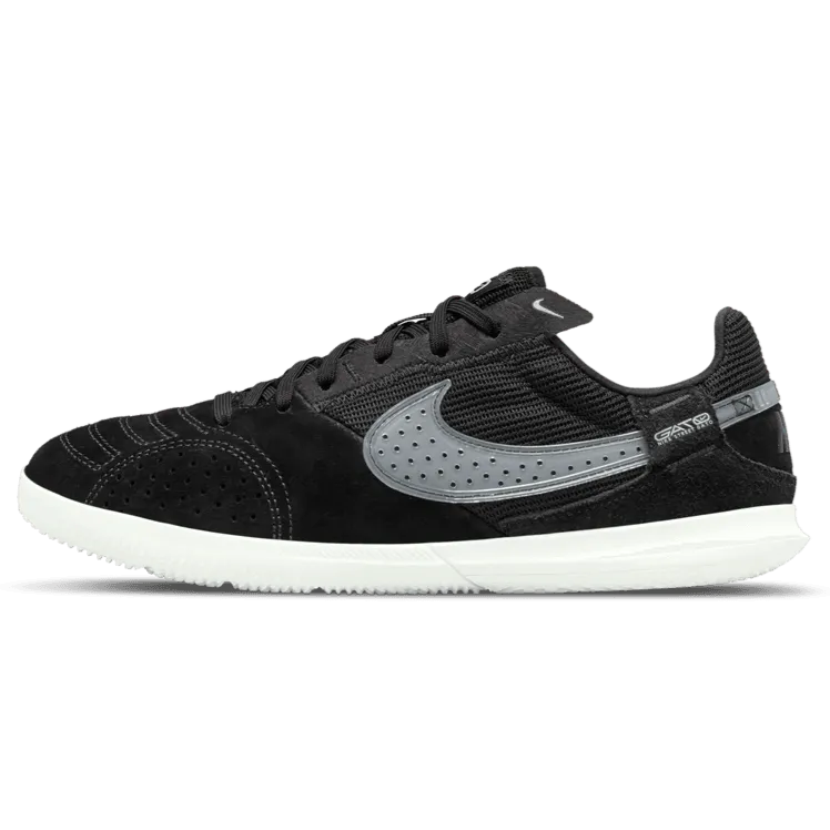 Nike Jr Streetgato - Black - White (Side 1)