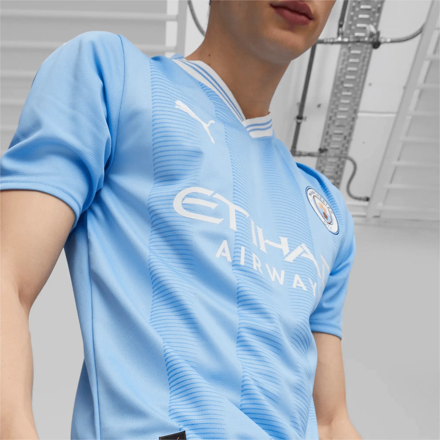 Puma 2023-24 Manchester City Men's Stadium Home Jersey (Detail 1)