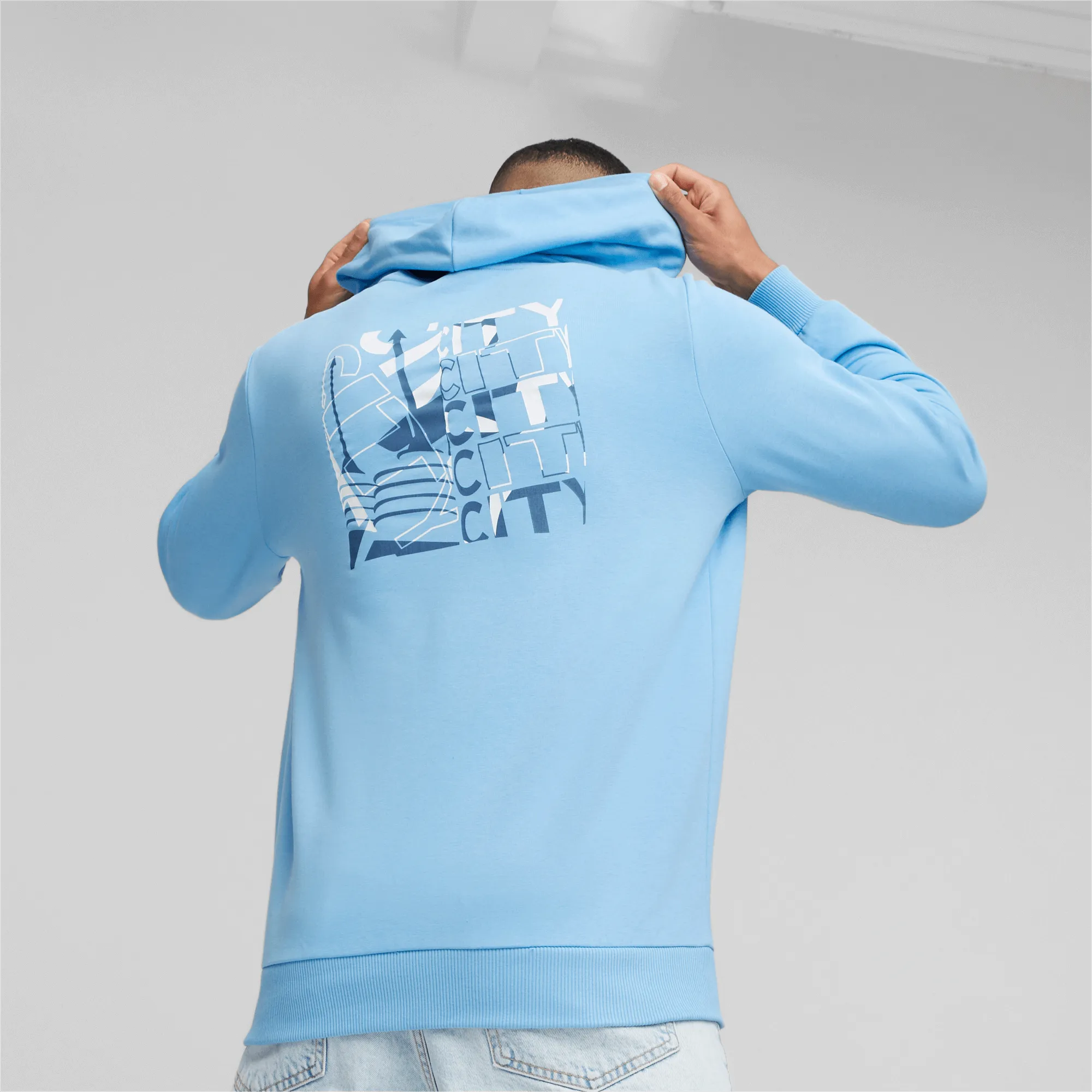 Puma 2023-24 Manchester City Men's Ftbl Core Graphic Hoody (Model - Back)