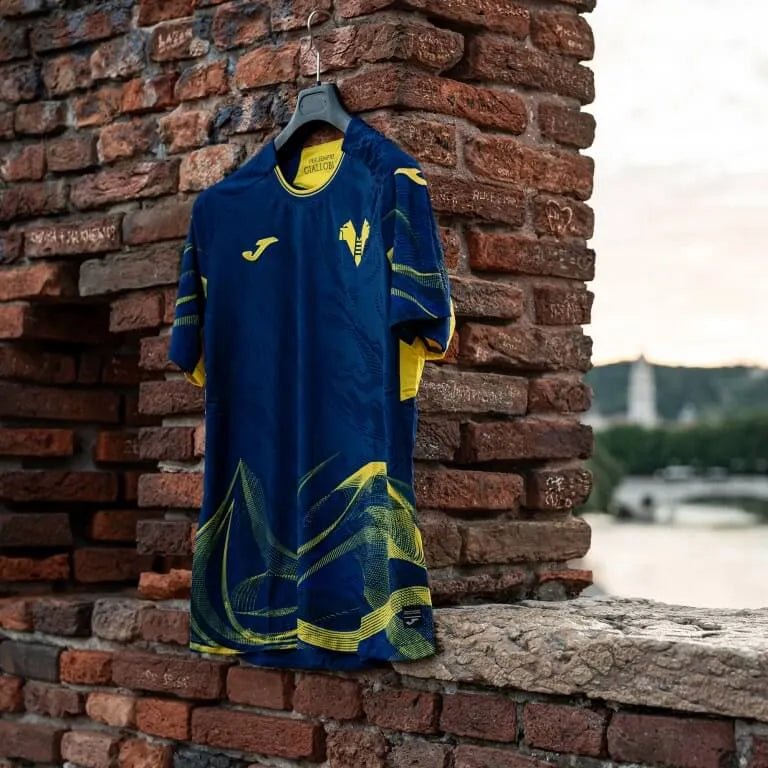 Joma 2025-26 Hellas Verona Men's Stadium Home Soccer Jersey Joma 2025-26 Hellas Verona Men's Stadium Home Soccer Jersey