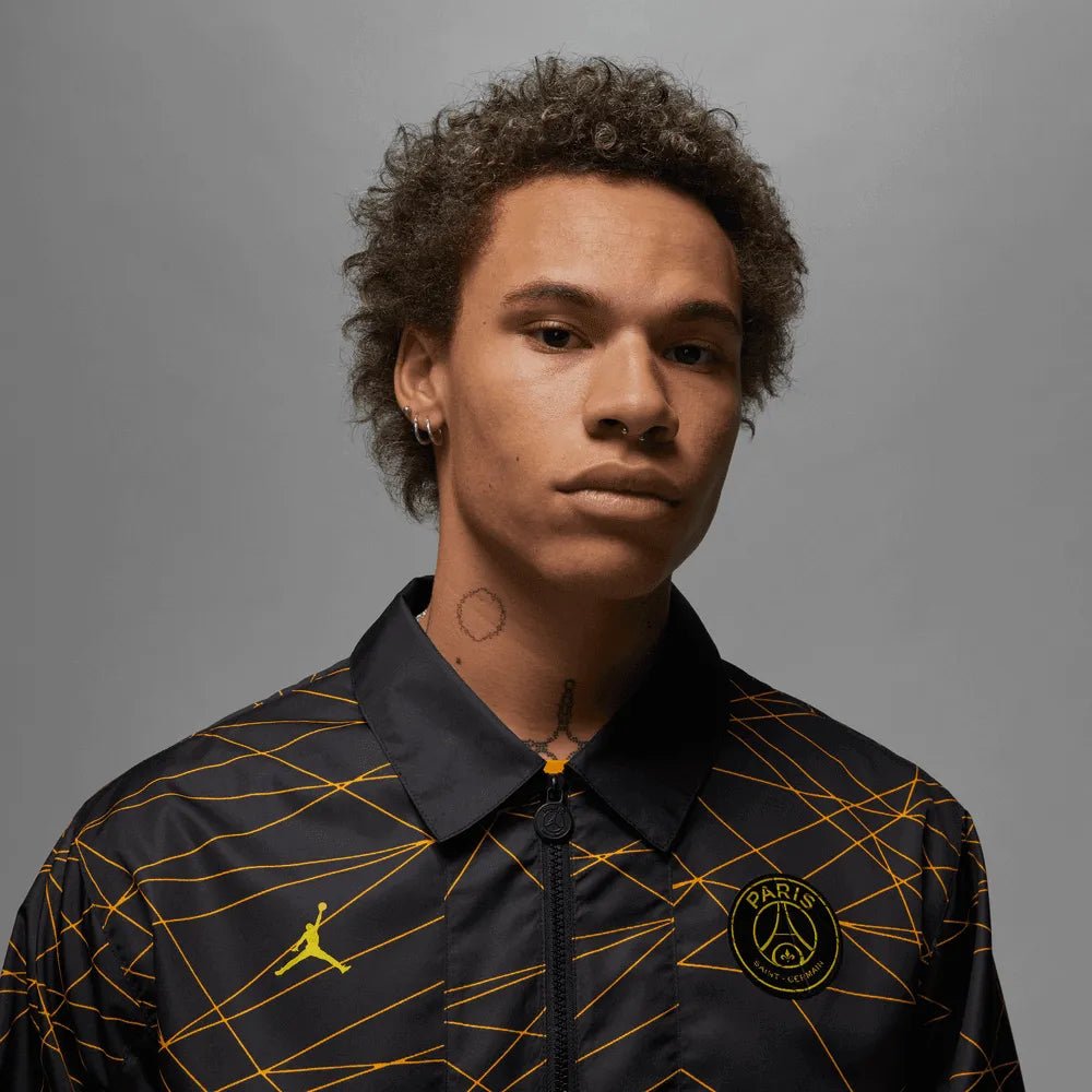 Jordan 2023 PSG Anthem Track Jacket - Black-Yellow (Detail 1)