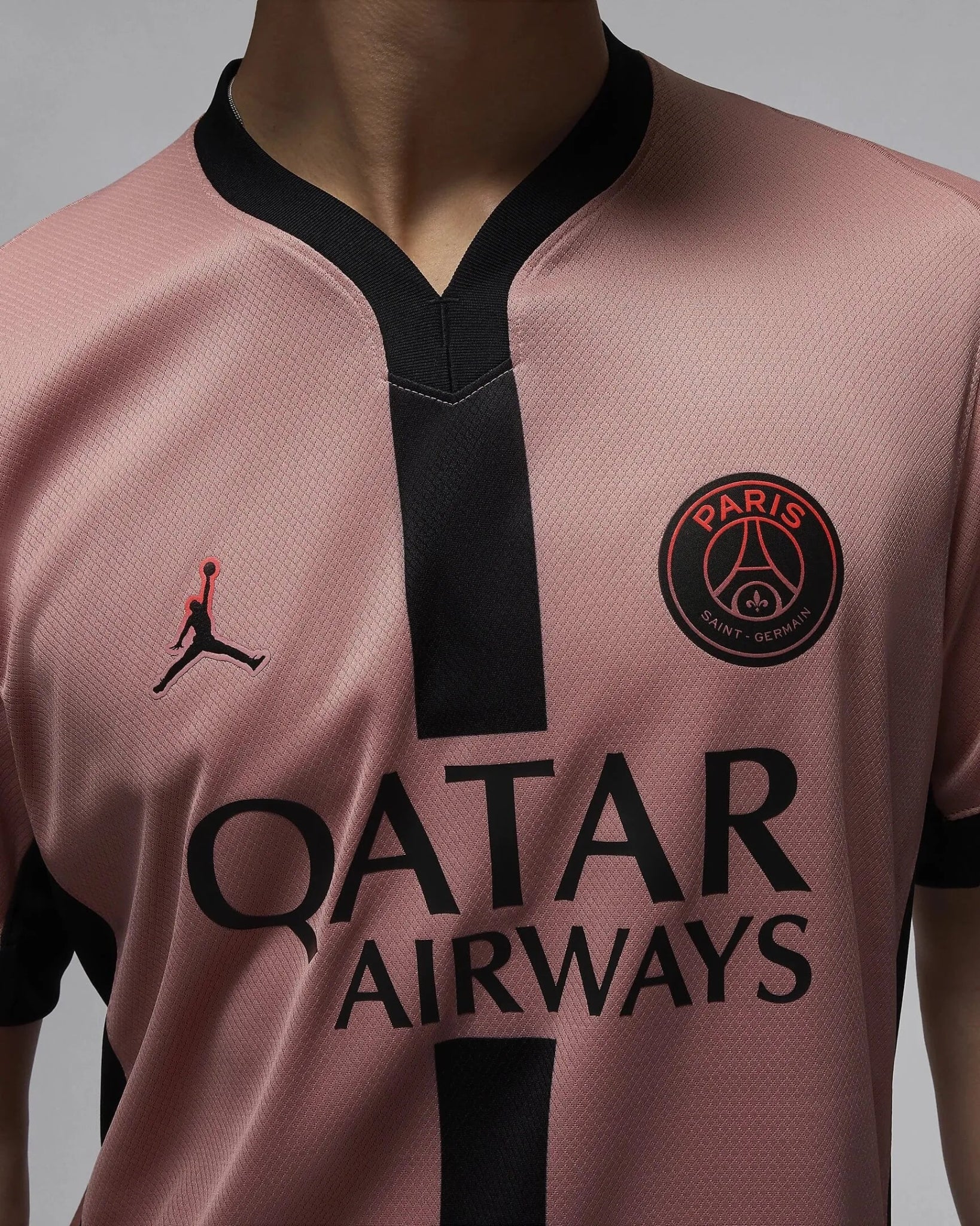 Jordan 2024-25 PSG Men's Stadium Third Jersey (Detail 2)