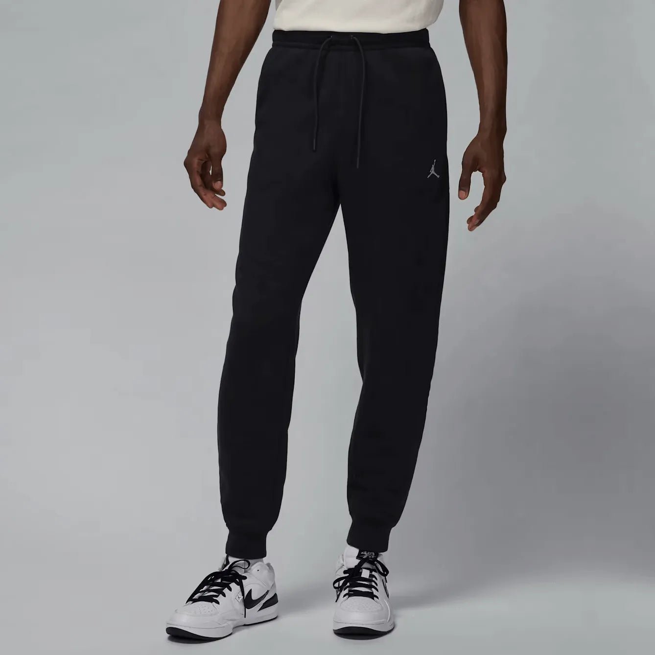 Jordan Men's Brooklyn Fleece Pants Black (Model - Front)