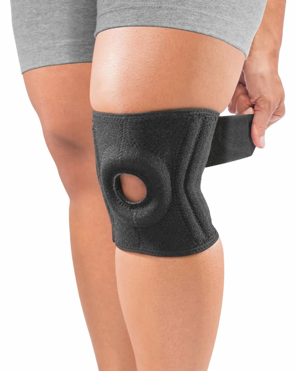 Mueller Adjustable Knee Stabilizer with Contoured Support (Model 1)