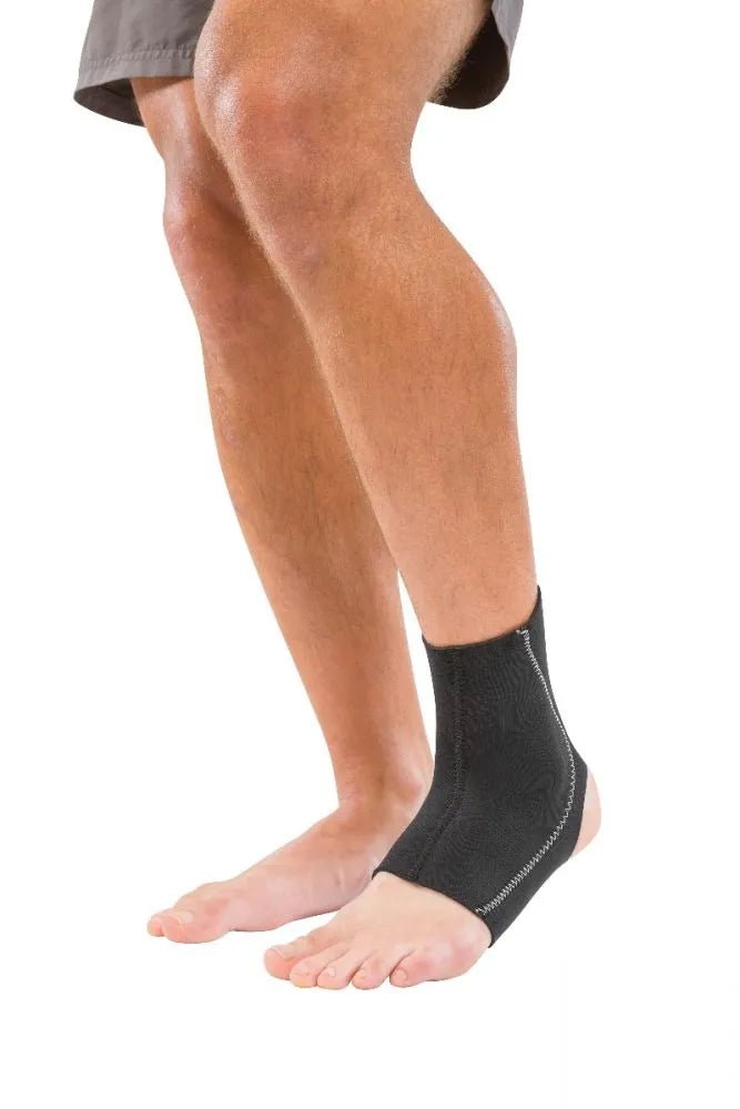 Mueller Ankle Support Brace - Black