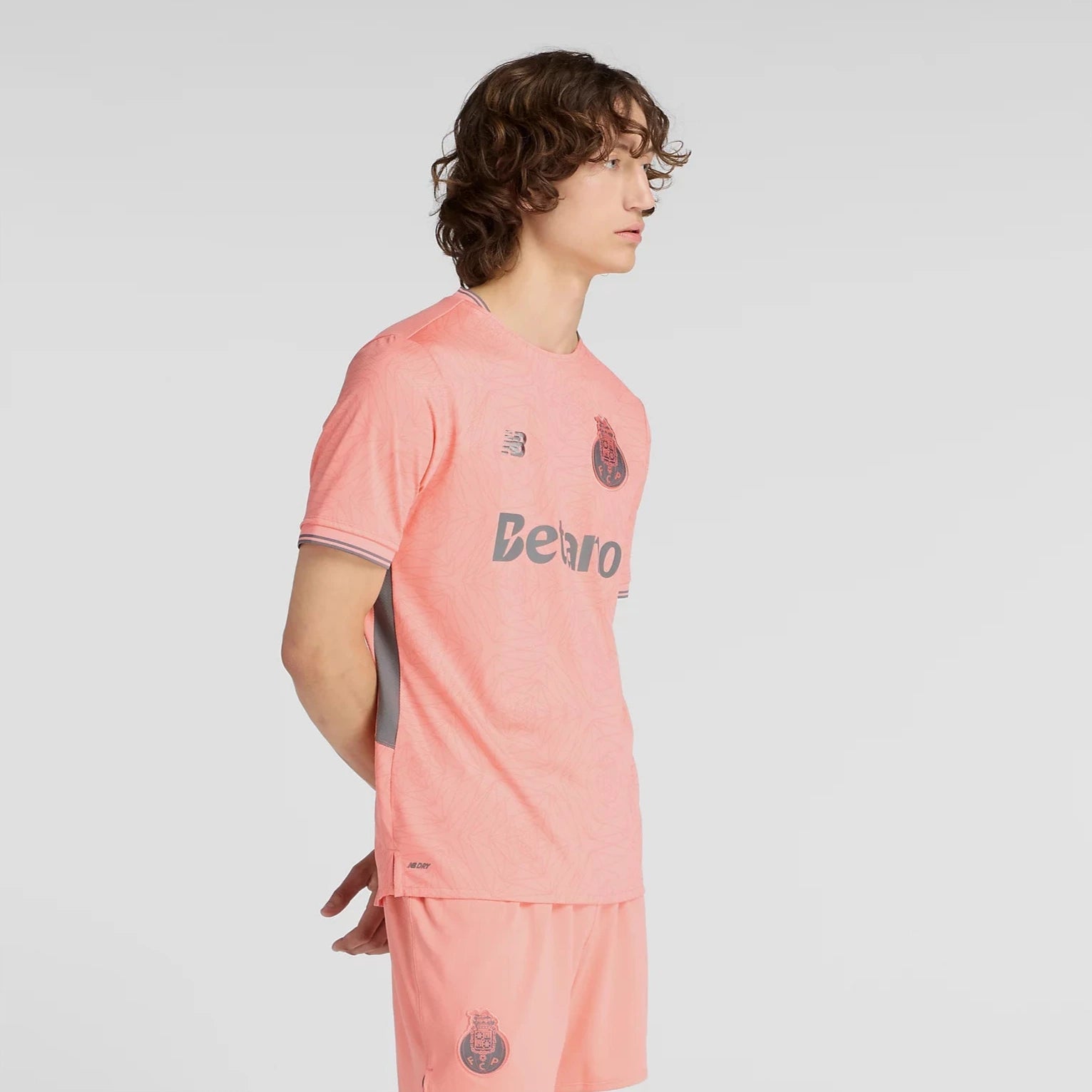 New Balance 2025-26 Porto Men's Stadium Away Soccer Jersey (Model - Side)