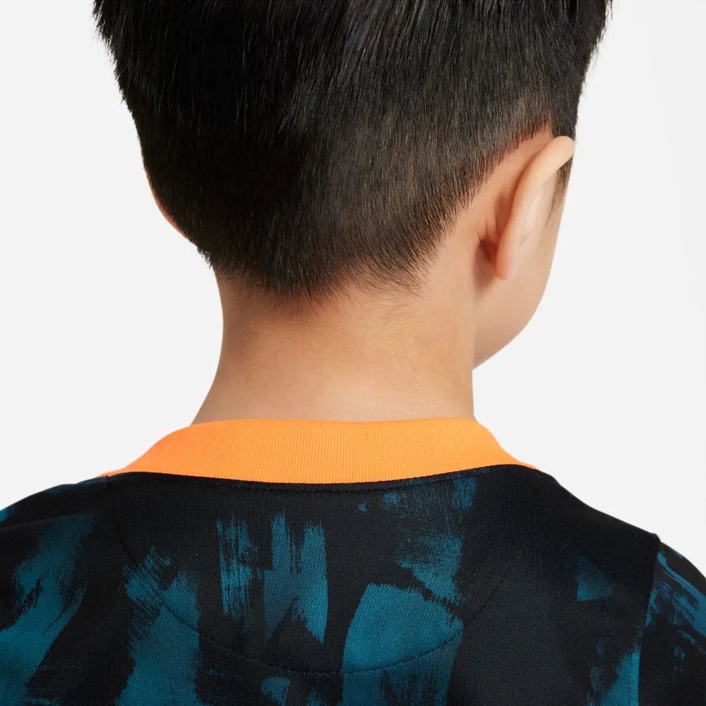 Nike 2021-22 Chelsea Youth Little Kids Third Kit - Blustery-Black-Hyper Crimson (Detail 3)
