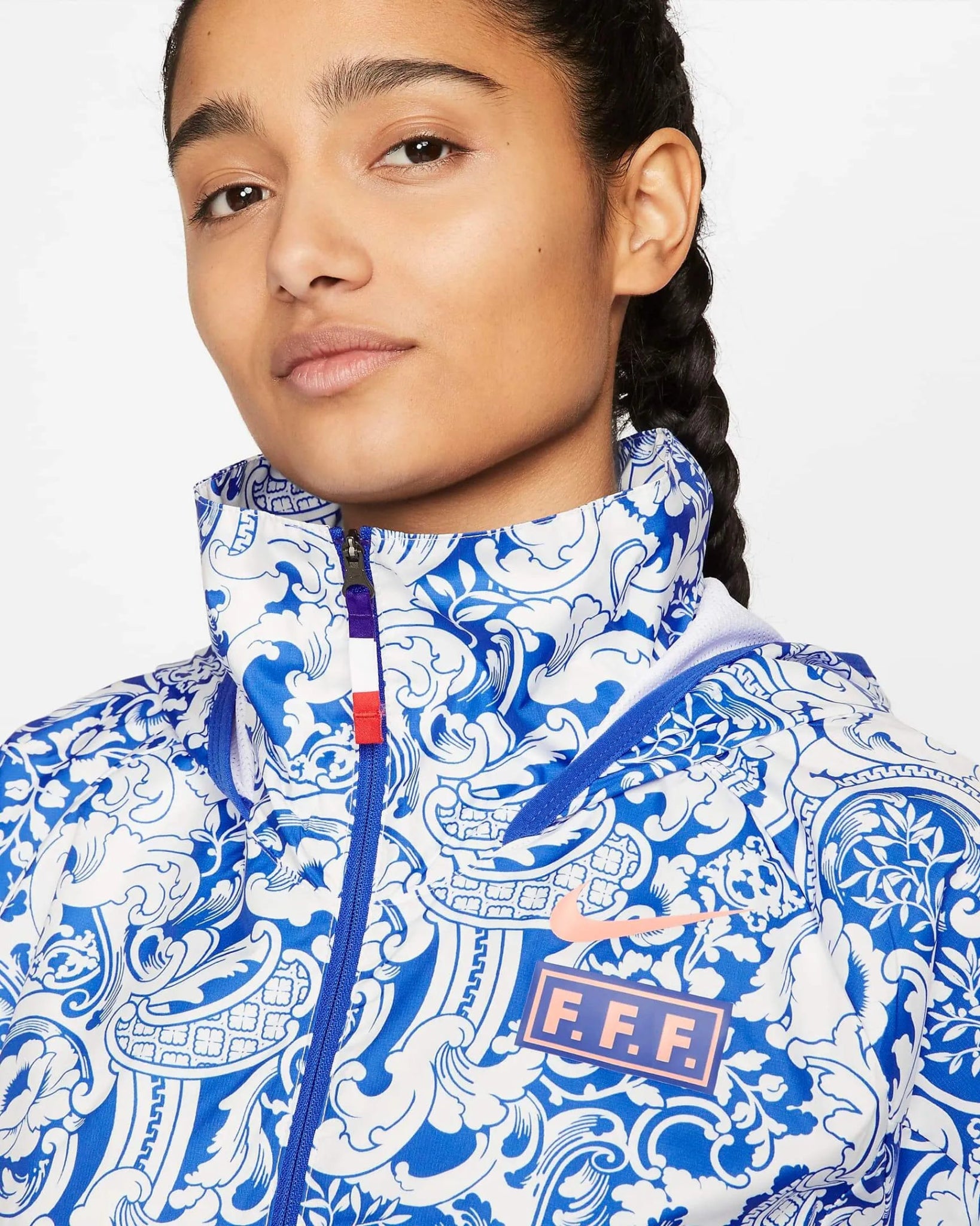 Nike Womens France Jacket (Detail 1)