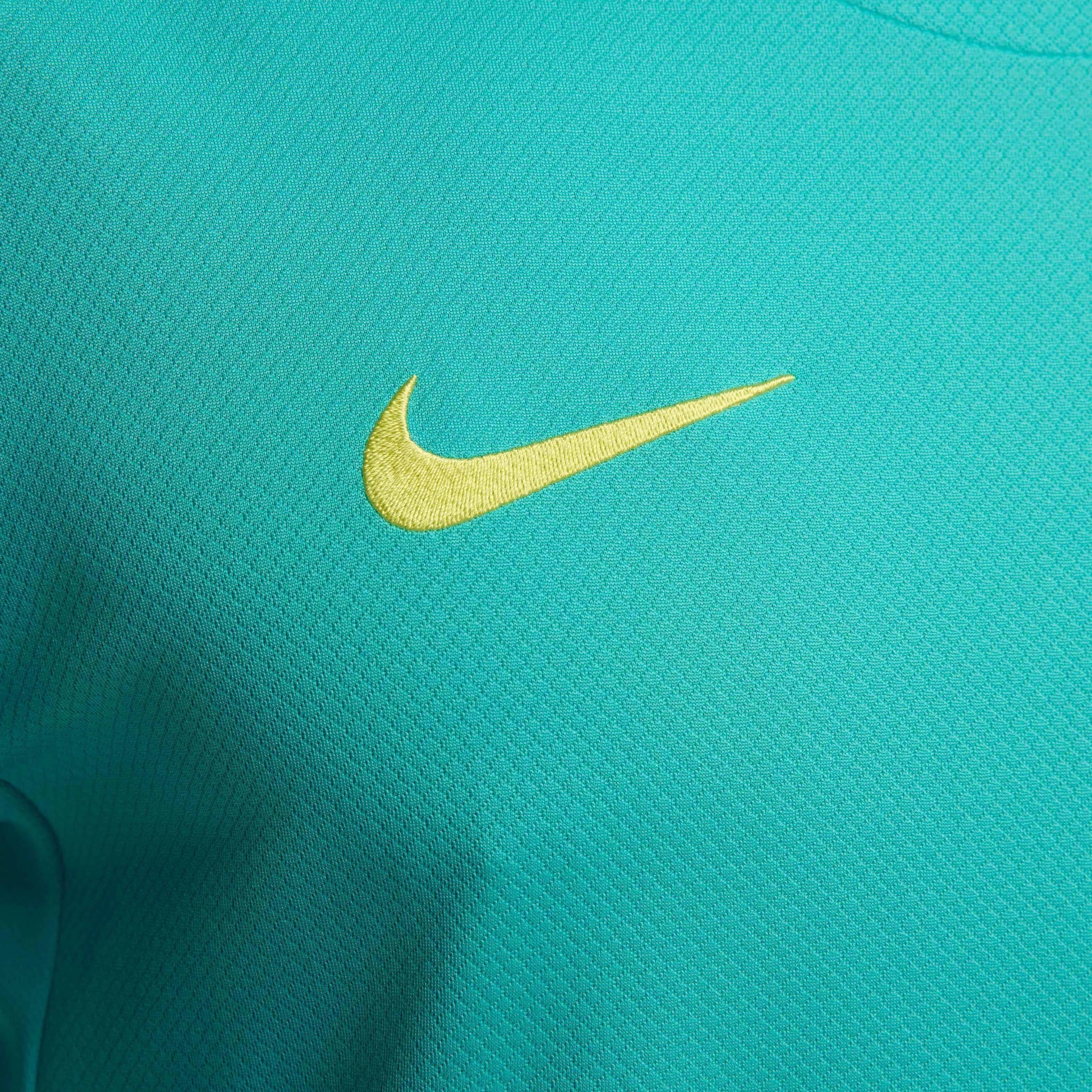 Nike 2024-25 Brazil Men's Dri-Fit Strike Top (Detail 3)
