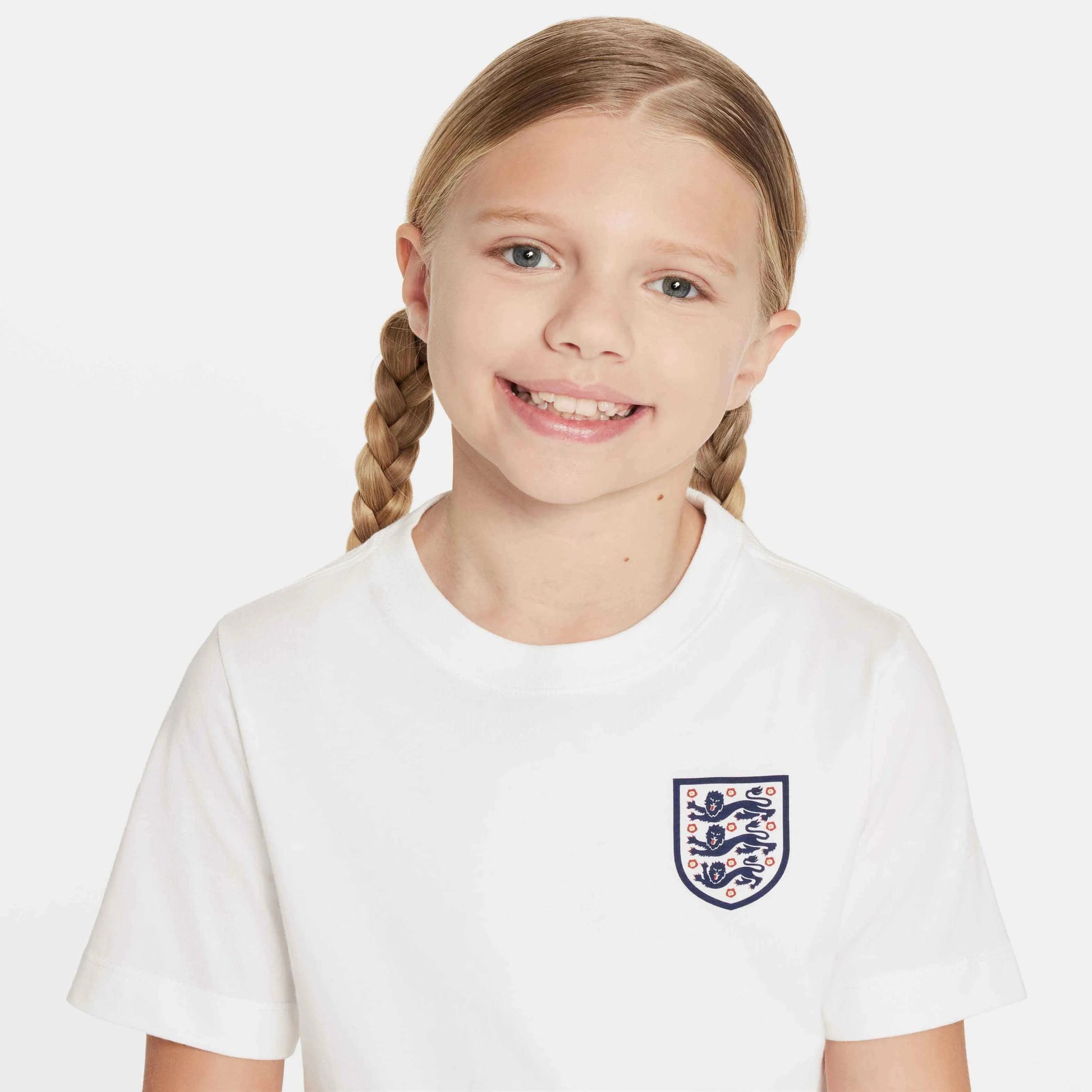 Nike 2024-25 England Youth Club Essential Tee (Detail 1)