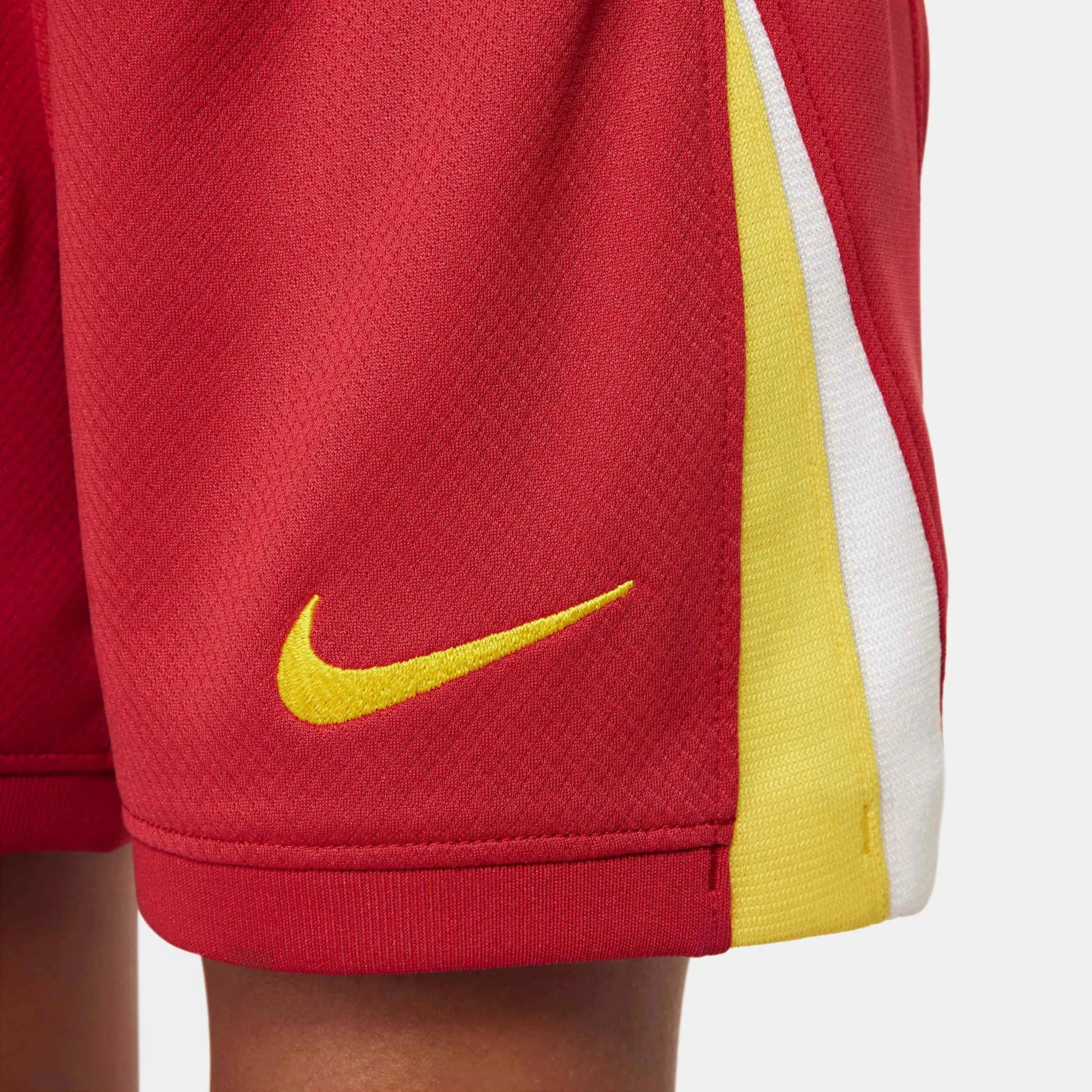 Nike 2024-25 Liverpool Little Kids' Stadium Home Kit