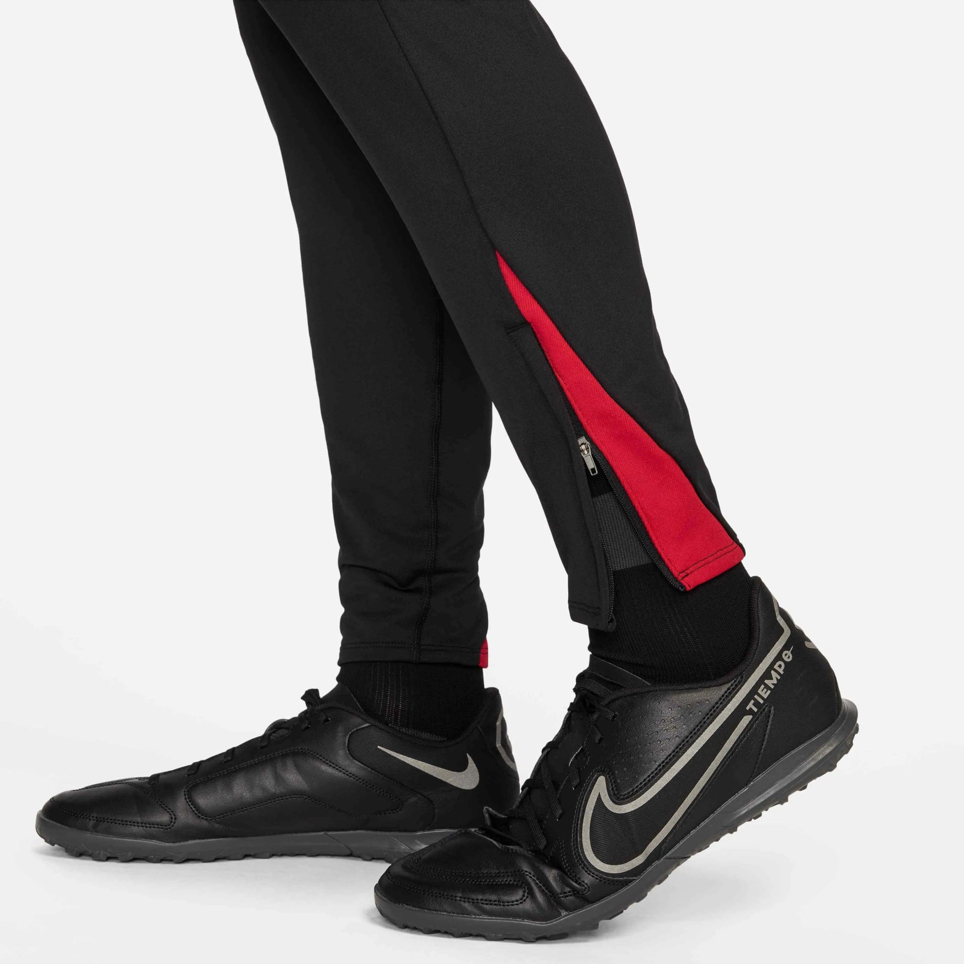 Nike 2024-25 Liverpool Men's Strike Pants (Detail 4)