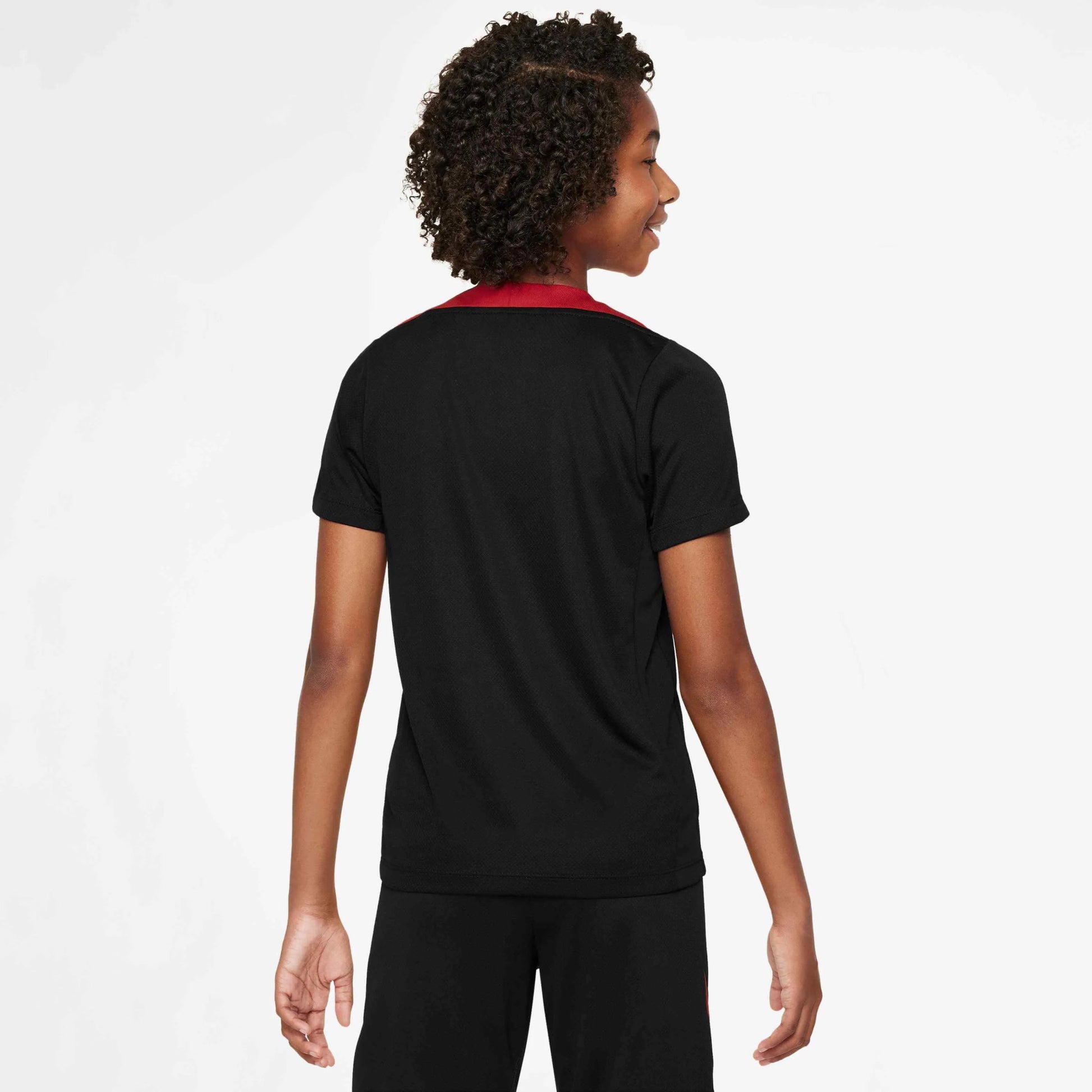 Nike 2024-25 Liverpool Youth Strike Top Black (Model - Back)