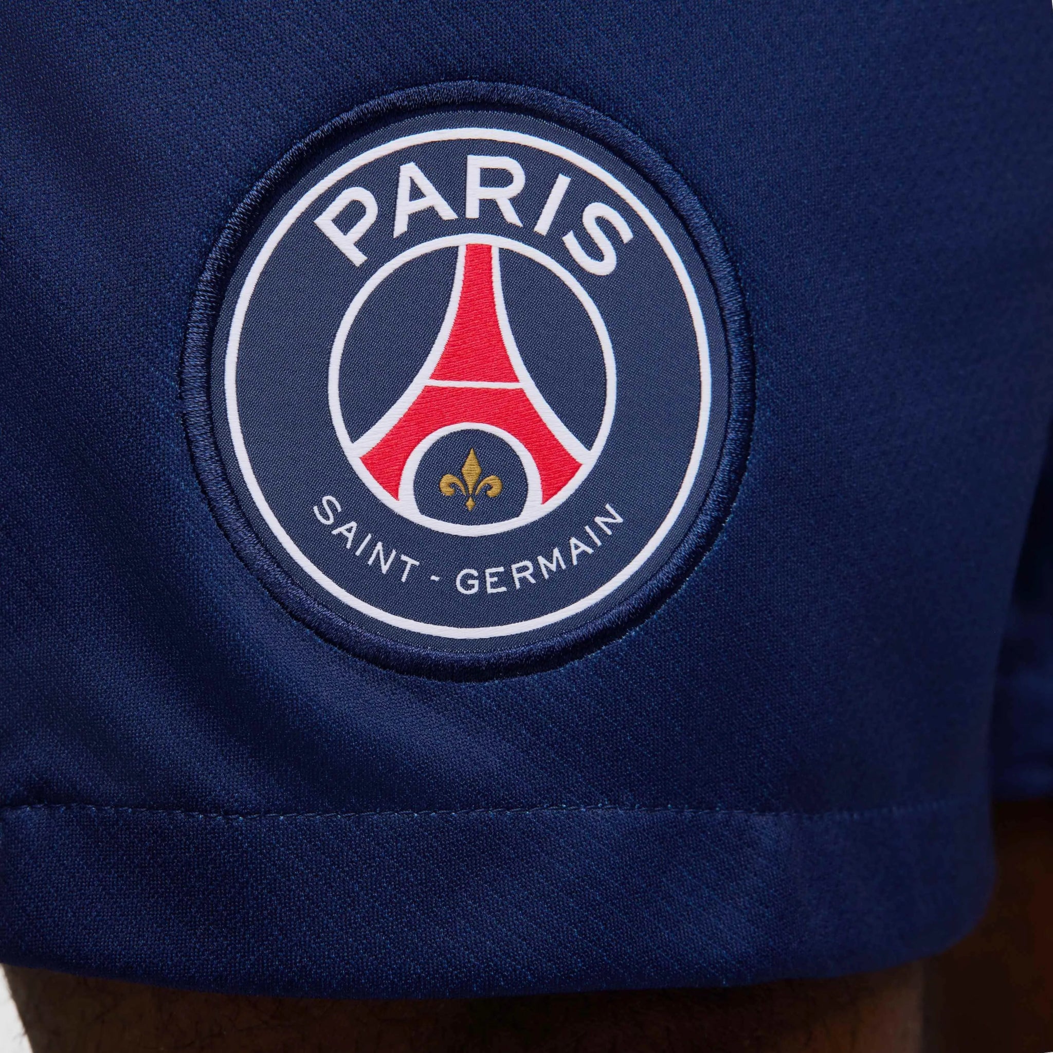 Nike 2024-25 PSG Men's Stadium Home Shorts (Detail 2)