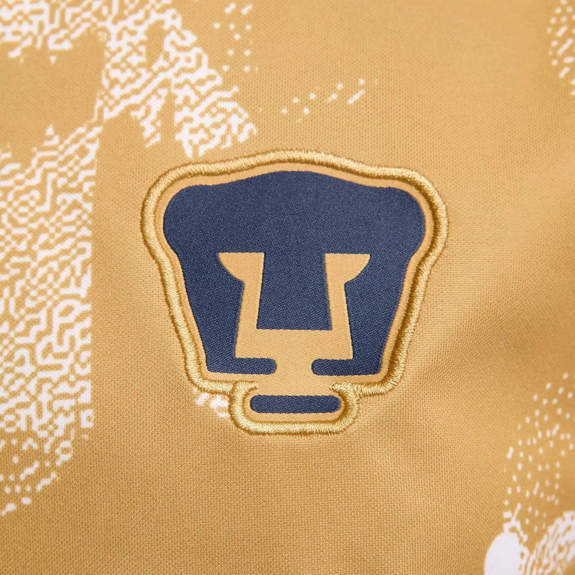 Nike 2024-25 Pumas Men's Training Jersey (Detail 3)