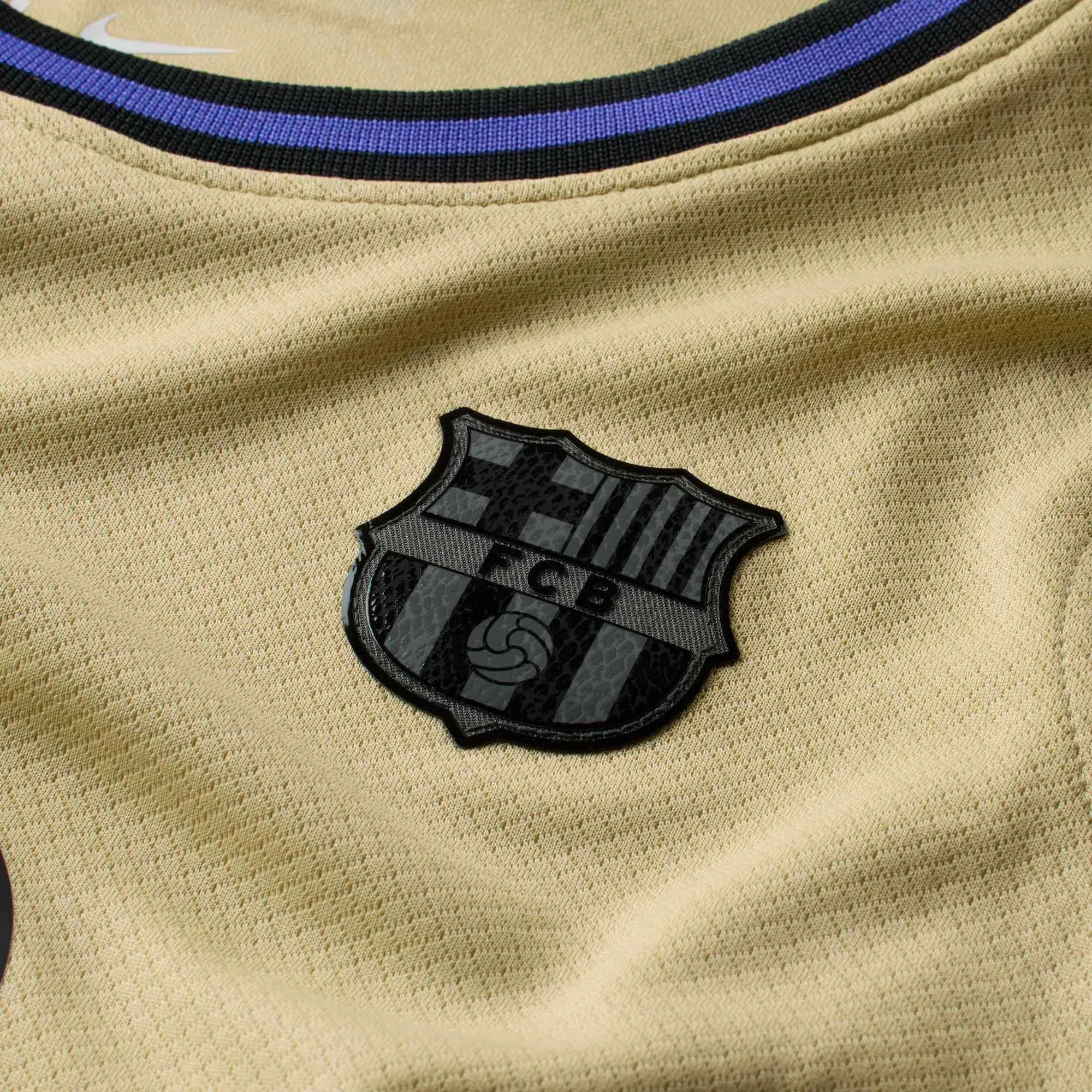 Nike 2025-26 Barcelona Little Kids' Stadium Away Kit (Detail 1)