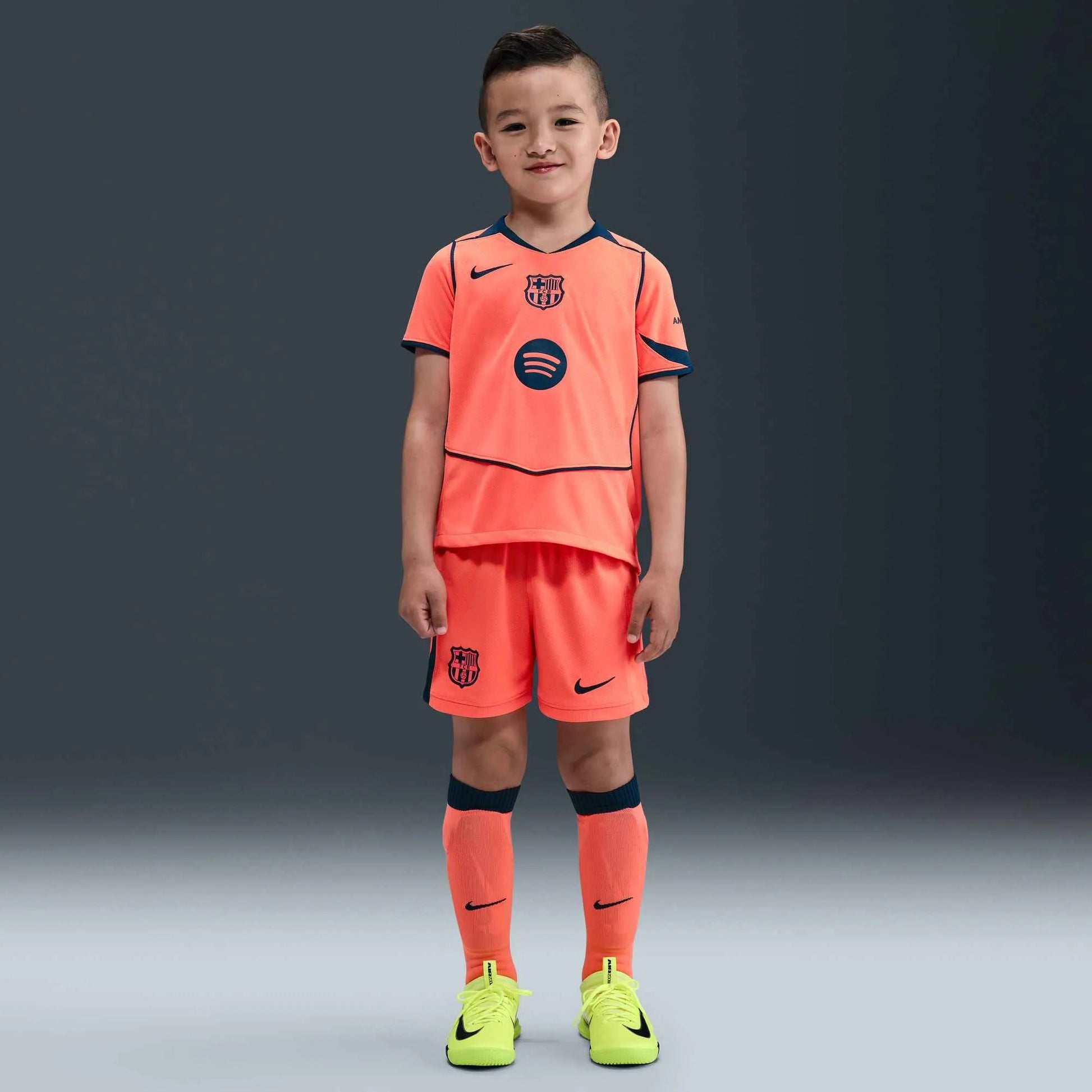 Nike 2025-26 Barcelona Little Kids' Stadium Third Kit (Model - Front)