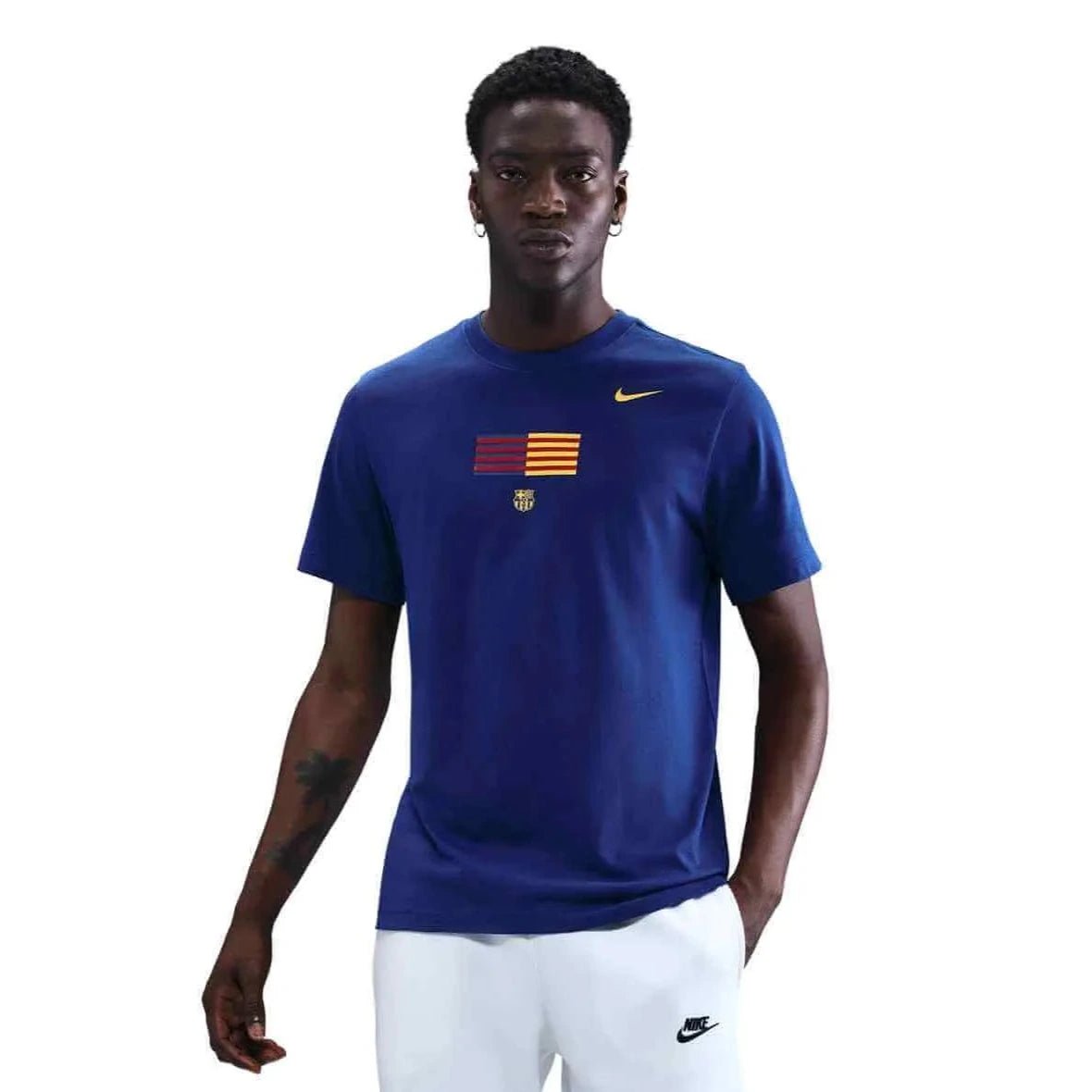 Nike 2025-26 Barcelona Men's Flag Tee (Model - Front)