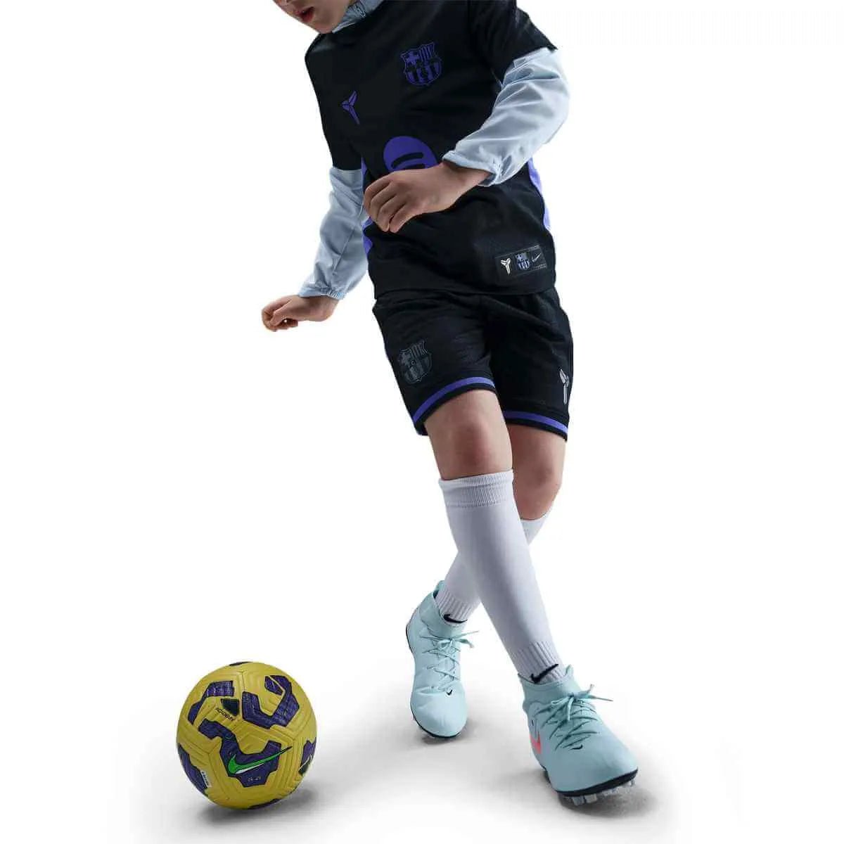 Nike 2025-26 Barcelona Youth Stadium Away Shorts (Model - Side)