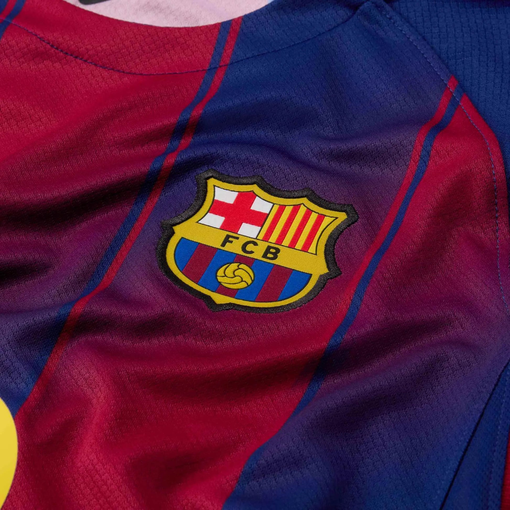 Nike 2025-26 Barcelona Youth Stadium Home Soccer Jersey (Detail 4)