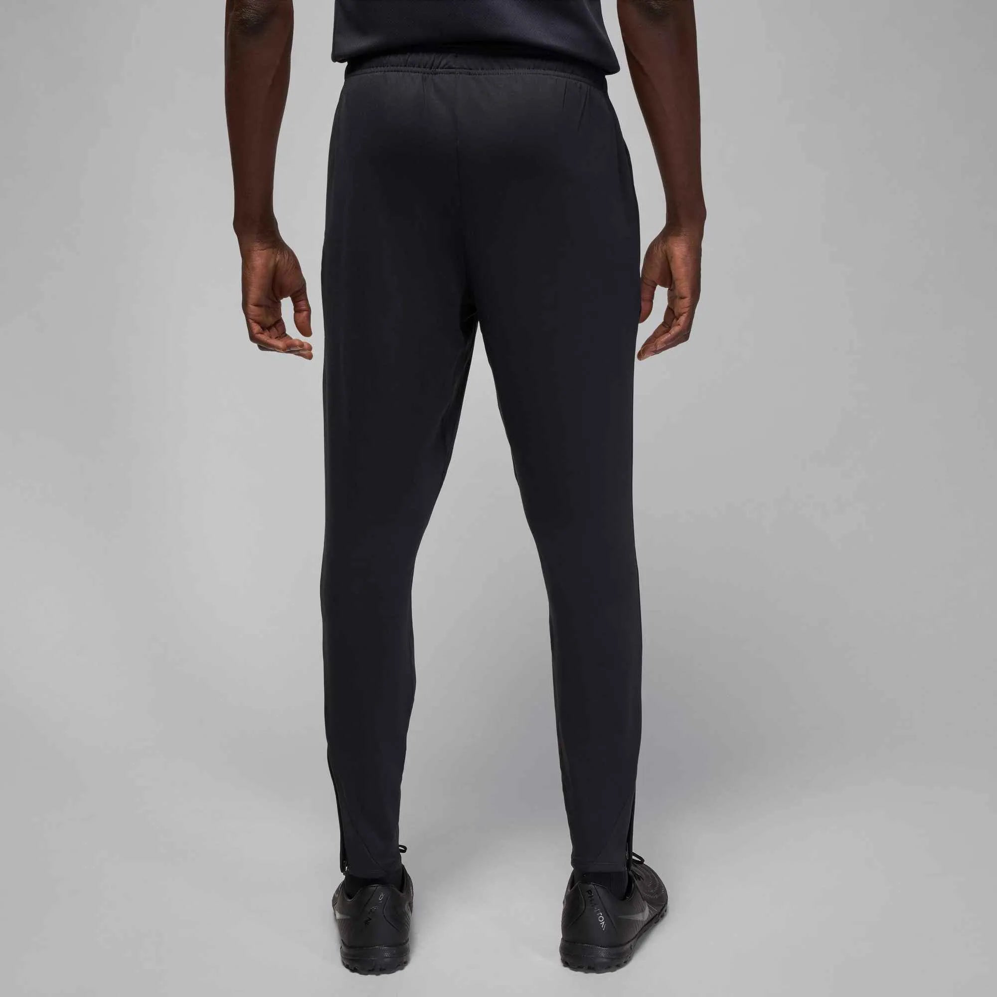 Nike 2025-26 PSG Men's DF Strike Pants (Model - Back)