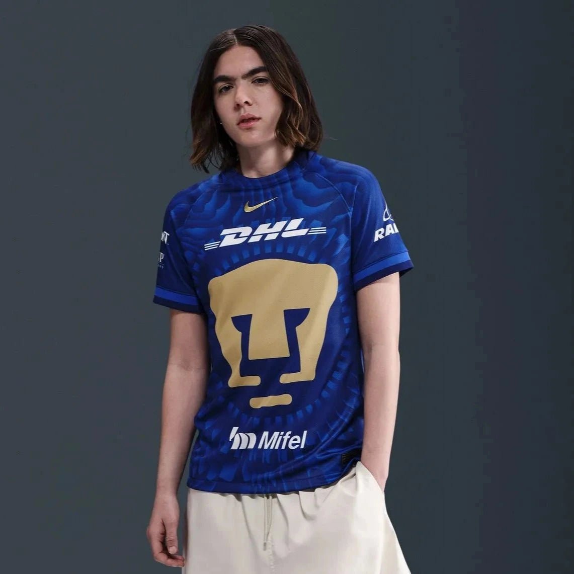 Nike 2025-26 Pumas Women's Stadium Away Soccer Jersey (Model - Front)