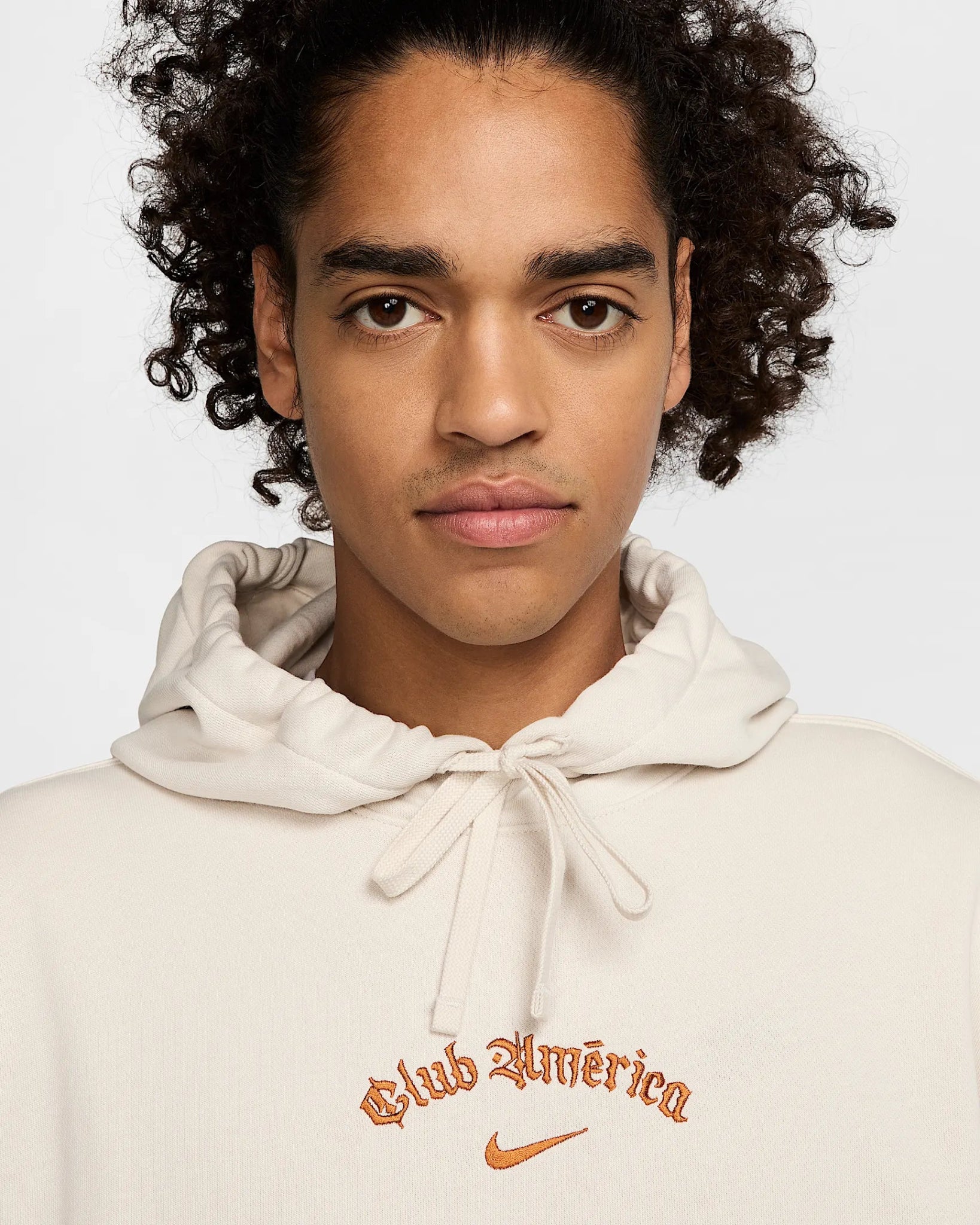 Nike 2025 Club America Men's Club Pullover Hoody (Detail 1)