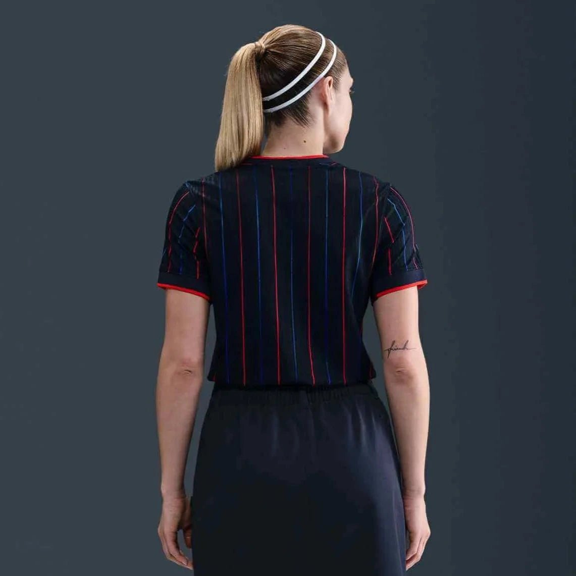 Nike 2025 USA Women's 4-Star Authentic Away Soccer Jersey (Model - Back)