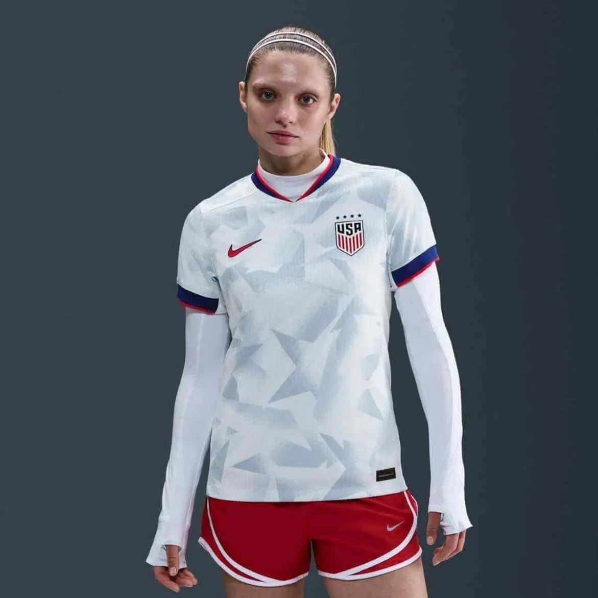 Nike 2025 USA Women's 4-Star Authentic Home Soccer Jersey (Model - Front)